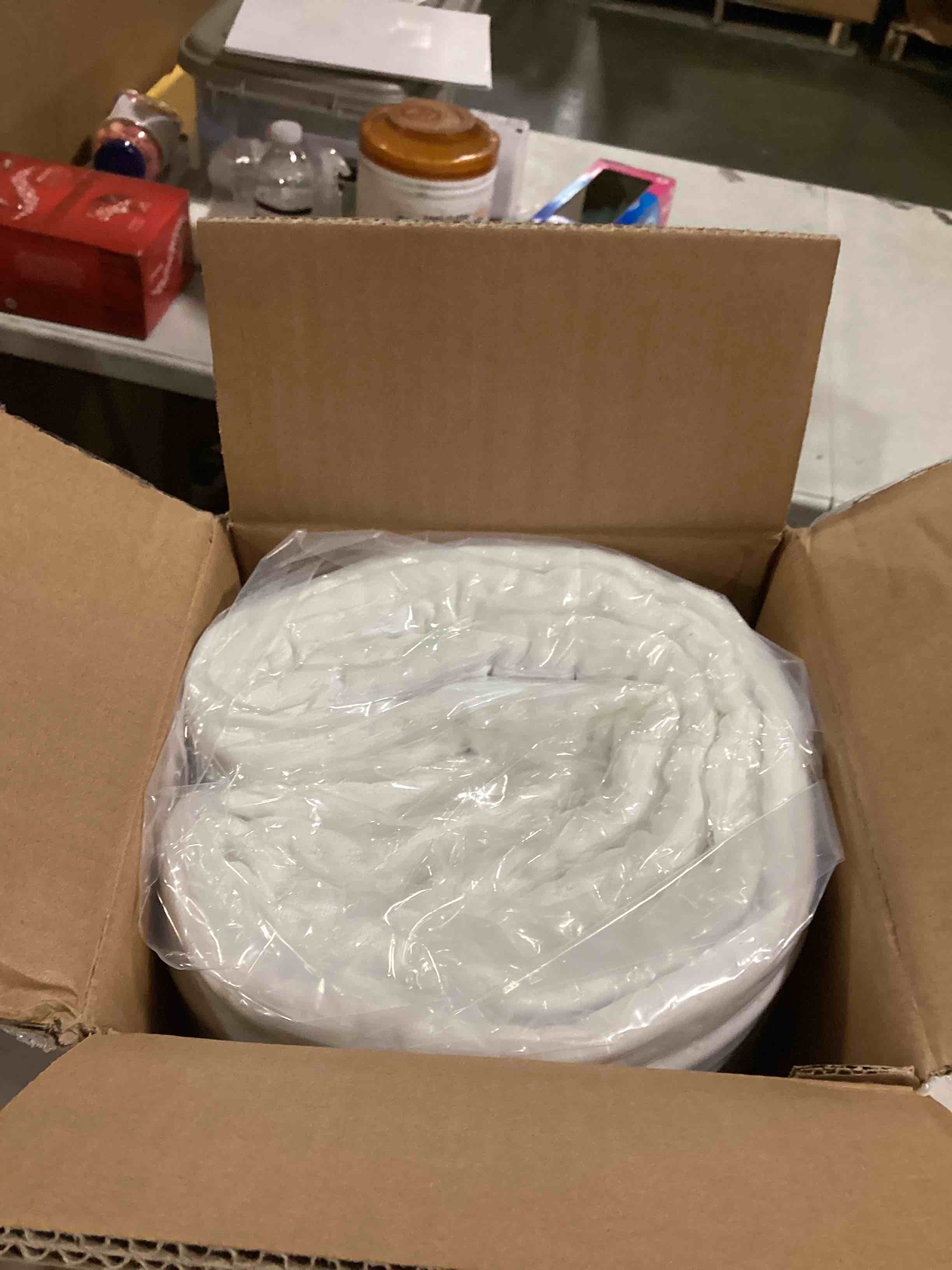 https://s3.amazonaws.com/lotting-images-prod/bidfta/PNK1784163_1738066451411.jpeg