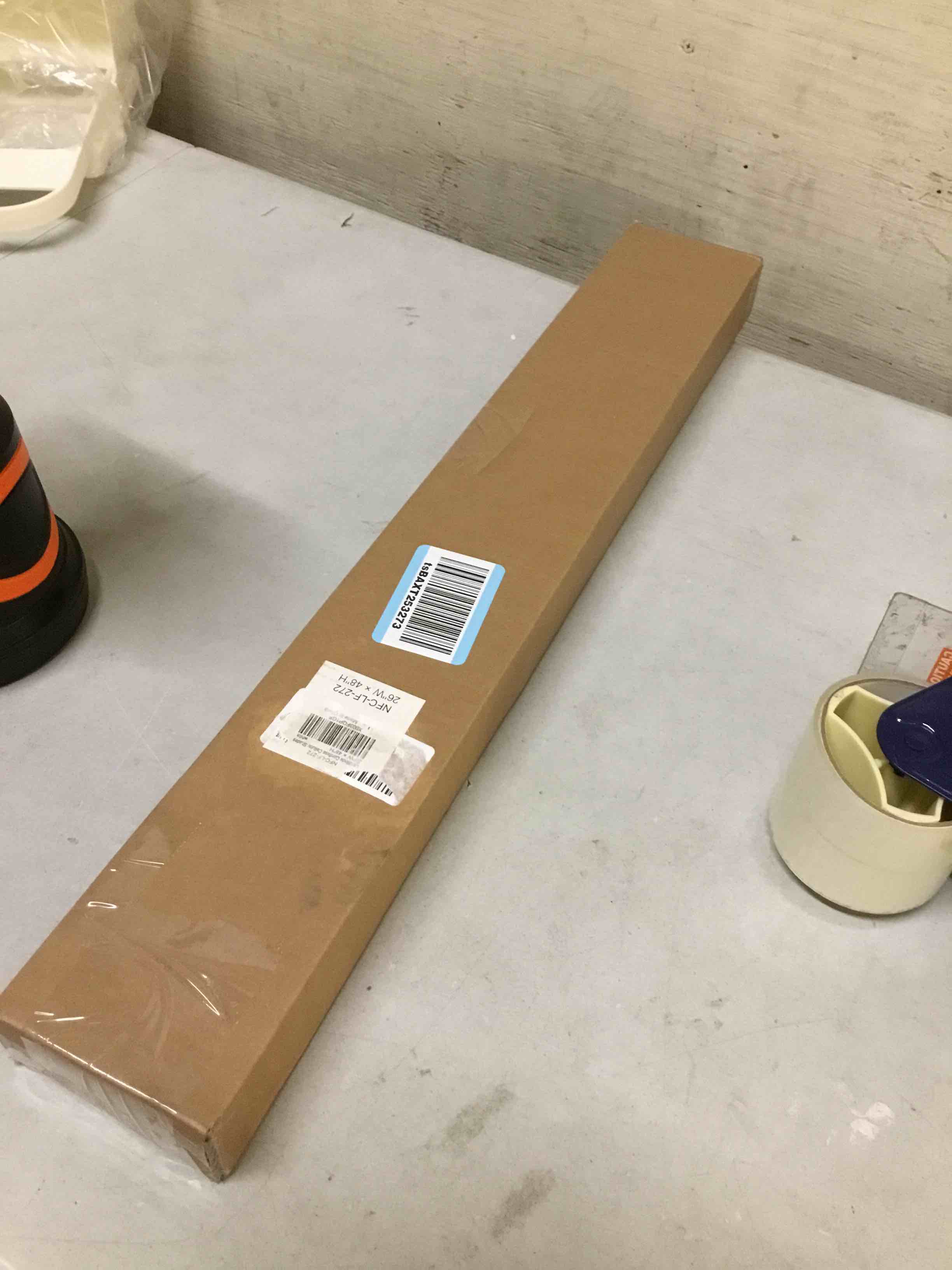 https://s3.amazonaws.com/lotting-images-prod/bidfta/PNK1786103_1779824089989.jpeg