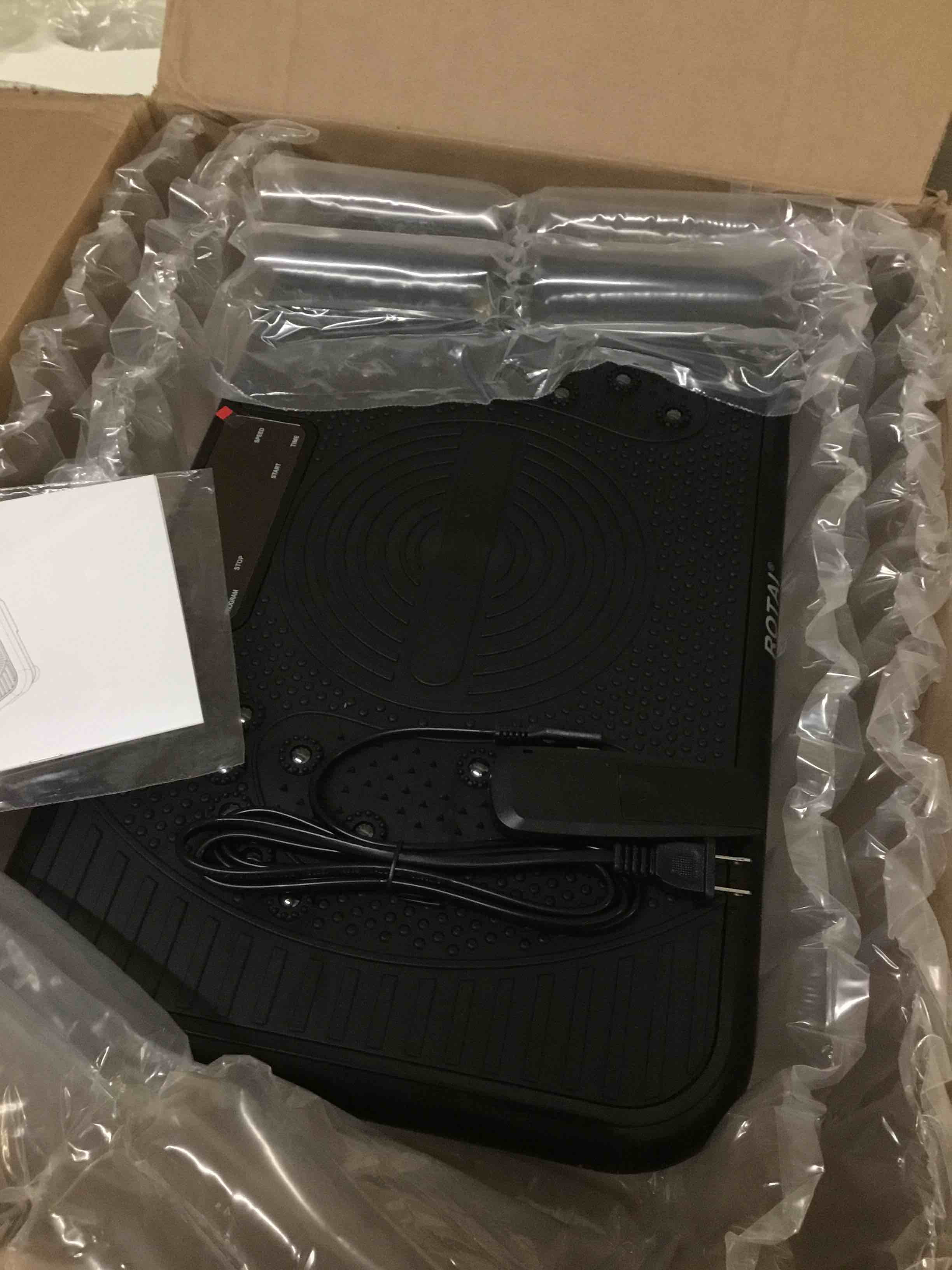 https://s3.amazonaws.com/lotting-images-prod/bidfta/PNK1786116_1779826985880.jpeg