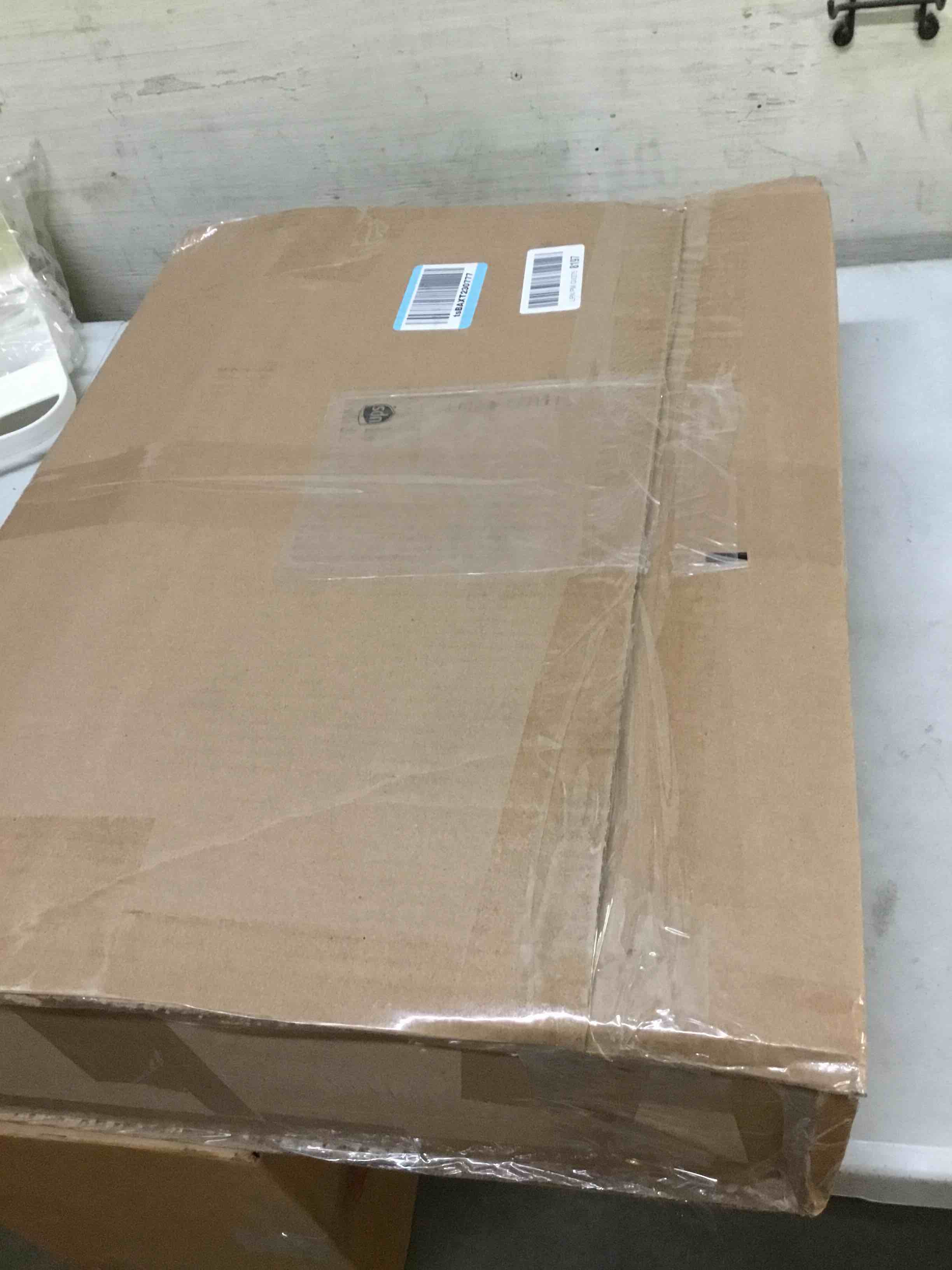 https://s3.amazonaws.com/lotting-images-prod/bidfta/PNK1786116_1779827047917.jpeg