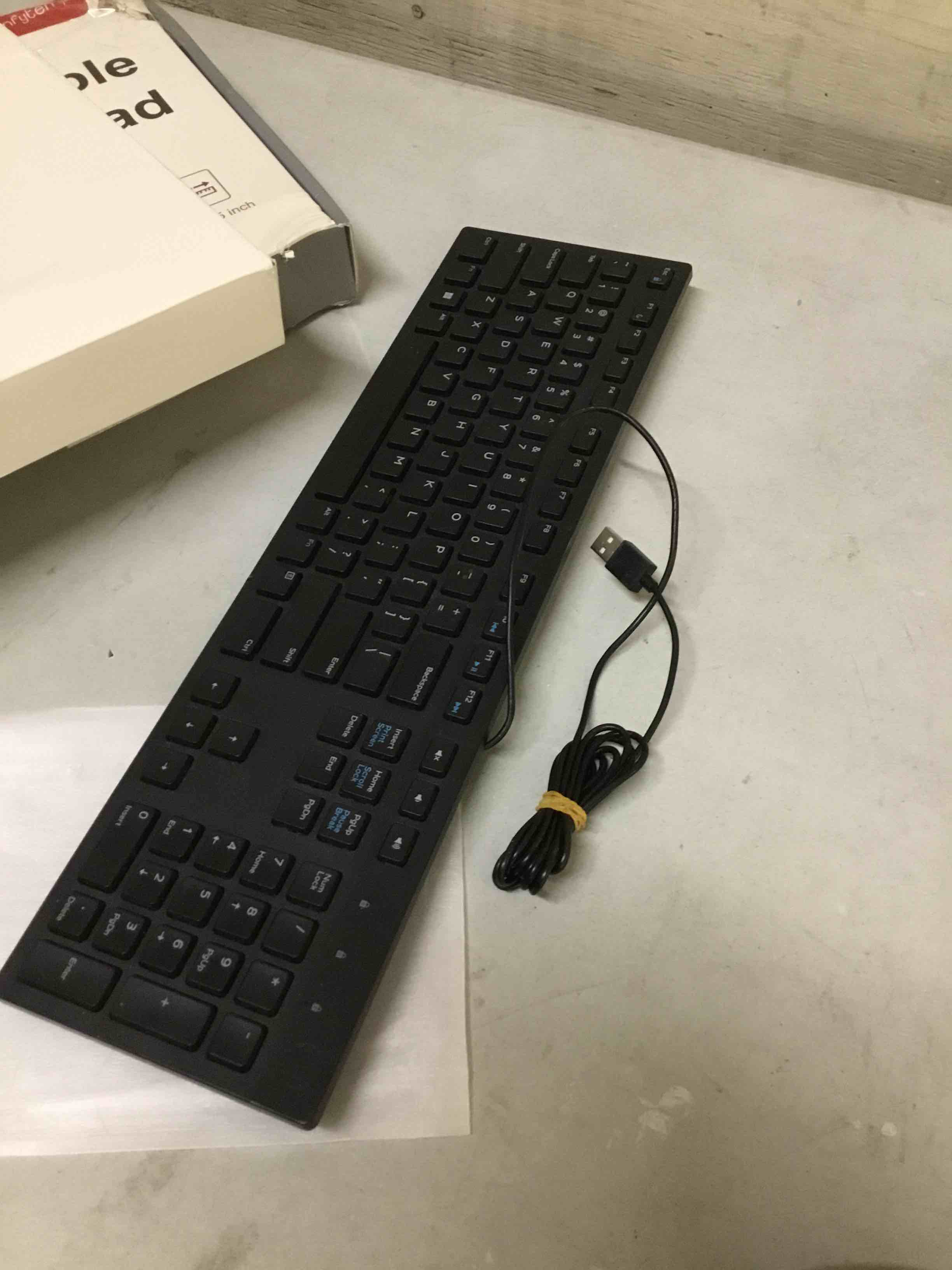 Condition photo showing As Is for dell wired keyboard - black kb216 (580-admt)