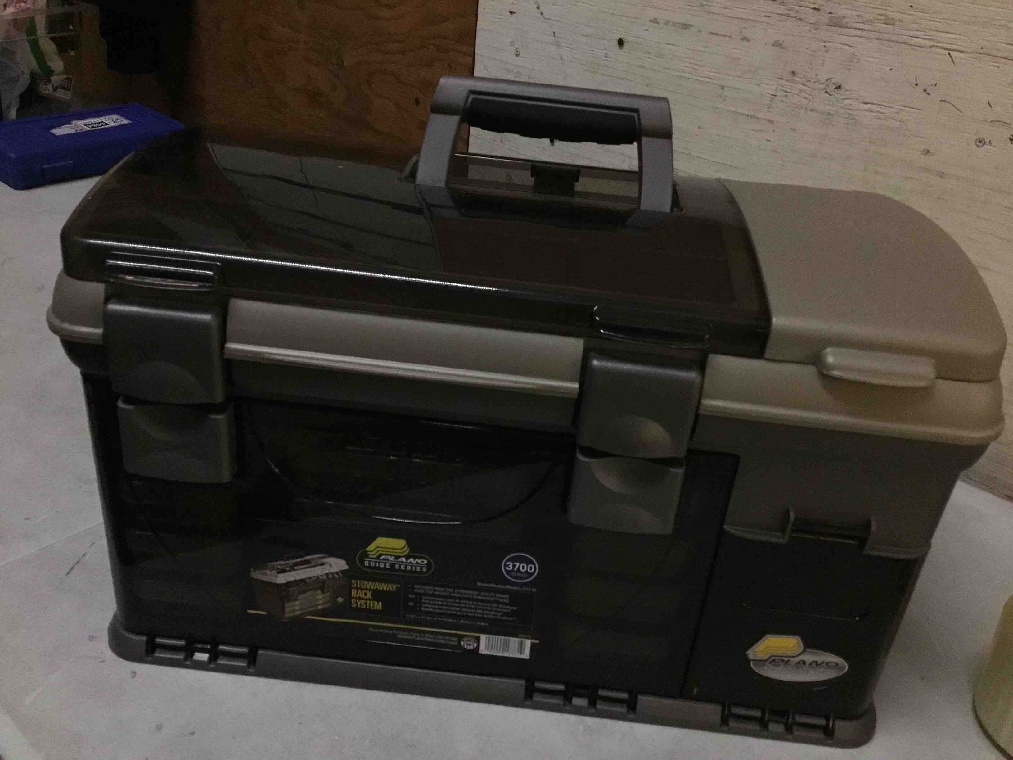 Condition photo showing Good Condition for plano 7771-01 guide series tackle system, premium tackle storage