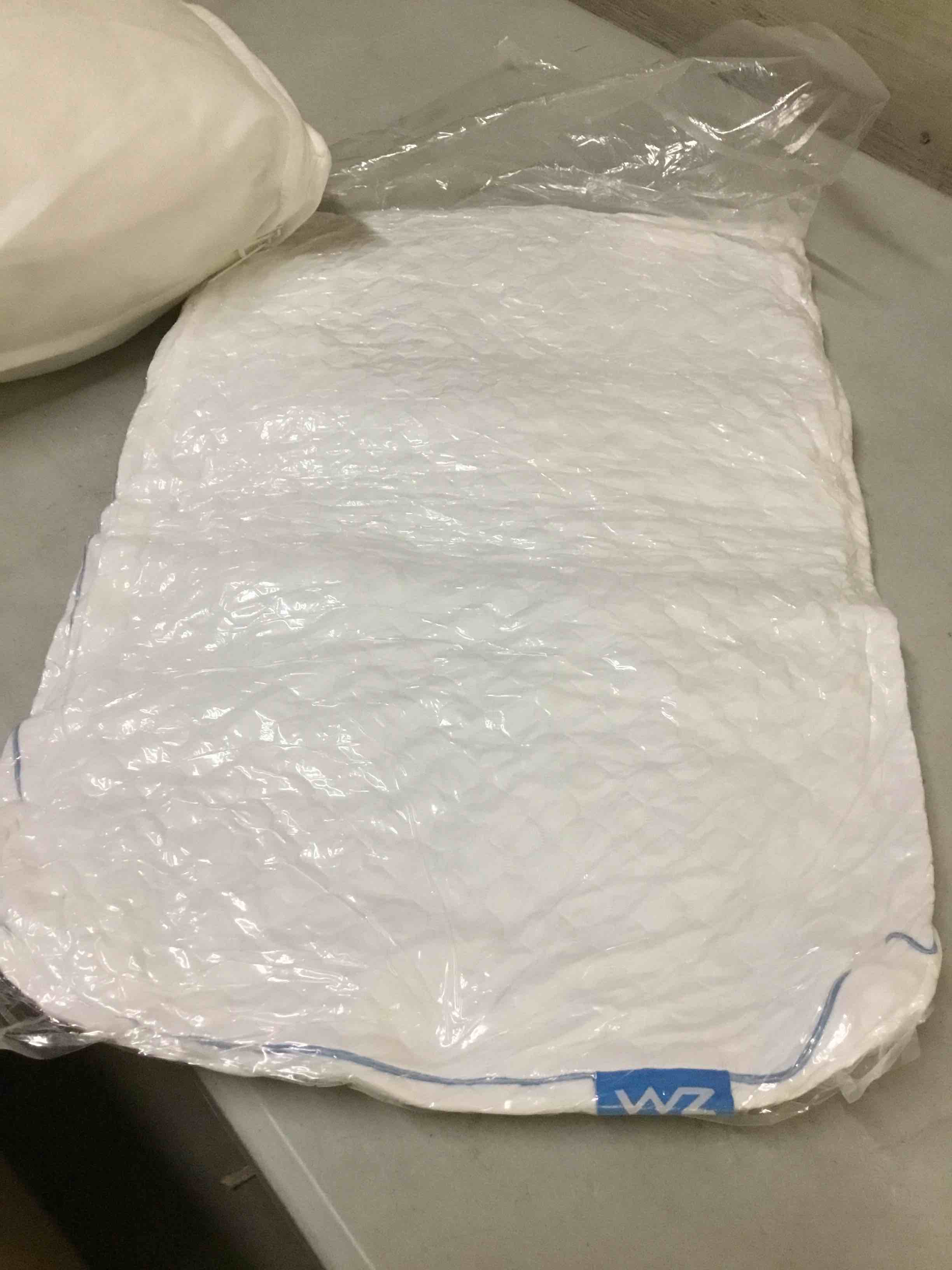 Condition photo showing New/Like New for vvz cooling bed pillows queen size set of 1 shredded memory foam pillows for side back stomach sleepers, luxury cool gel adjustable firm bed pillows for sleeping 