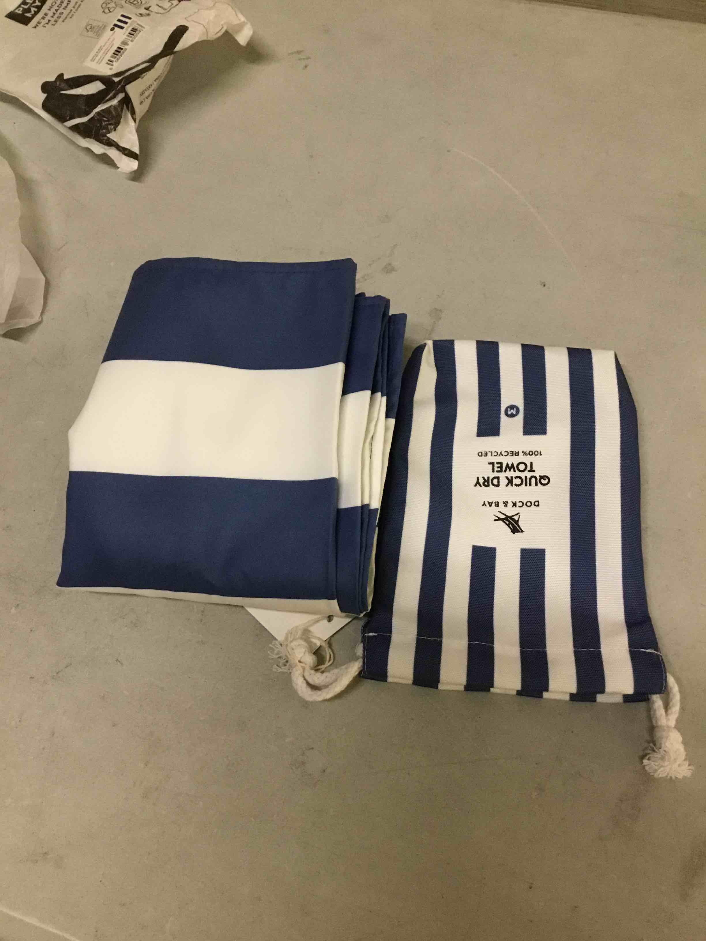 Condition photo showing New/Like New for dock & bay beach towel - quick dry, sand free - compact, lightweight - 100% recycled - includes bag - cabana - whitsunday blue, medium (130x70cm, 51x27) cabana - whitsunday blue medium (130x70cm, 51x27")