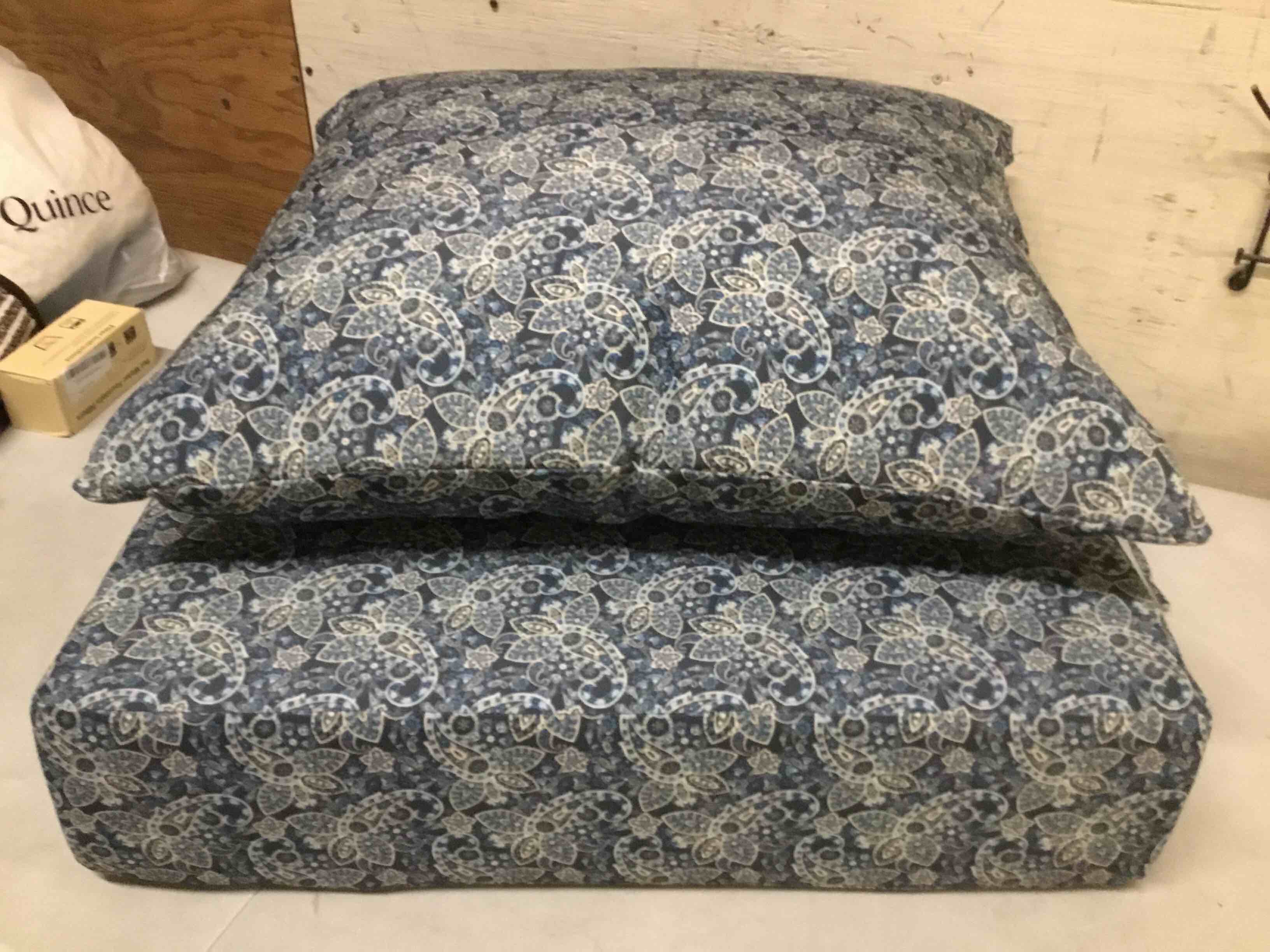 Condition photo showing Good Condition for outdoor cushions for patio furniture,outdoor seat cushion set 24 x 24 x 5.75 inch,waterproof & fade resistant outdoor chair cushions,deep patio chair cushion with removable cover,green paisley