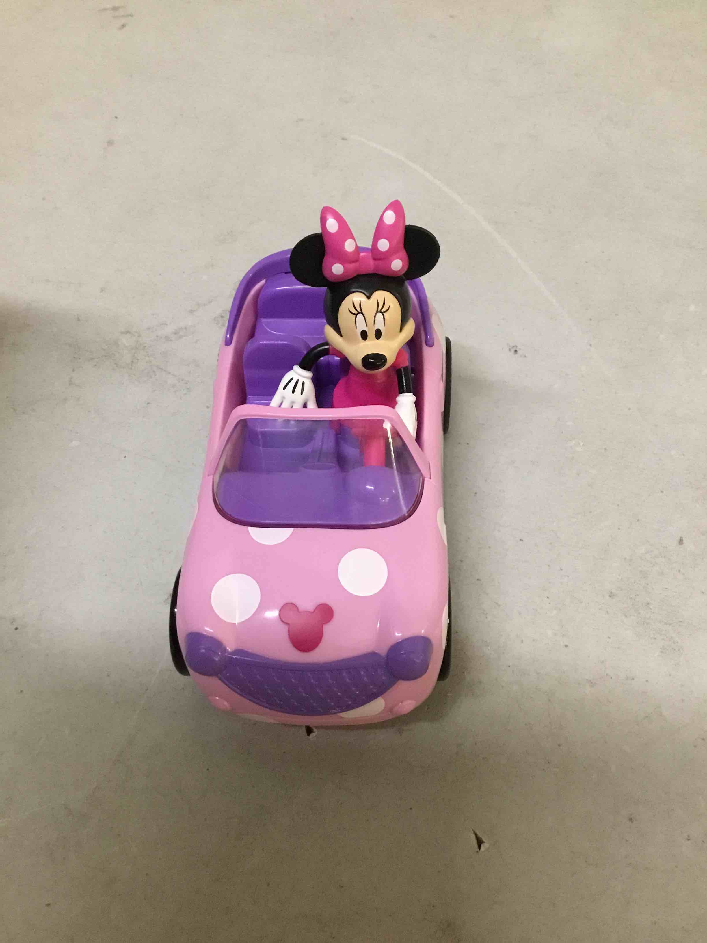 Condition photo showing As Is for ( incomplete) rc car minnie mouse – disney junior 1:32 scale vehicle with non-removable figure – pink remote control car by jada toys