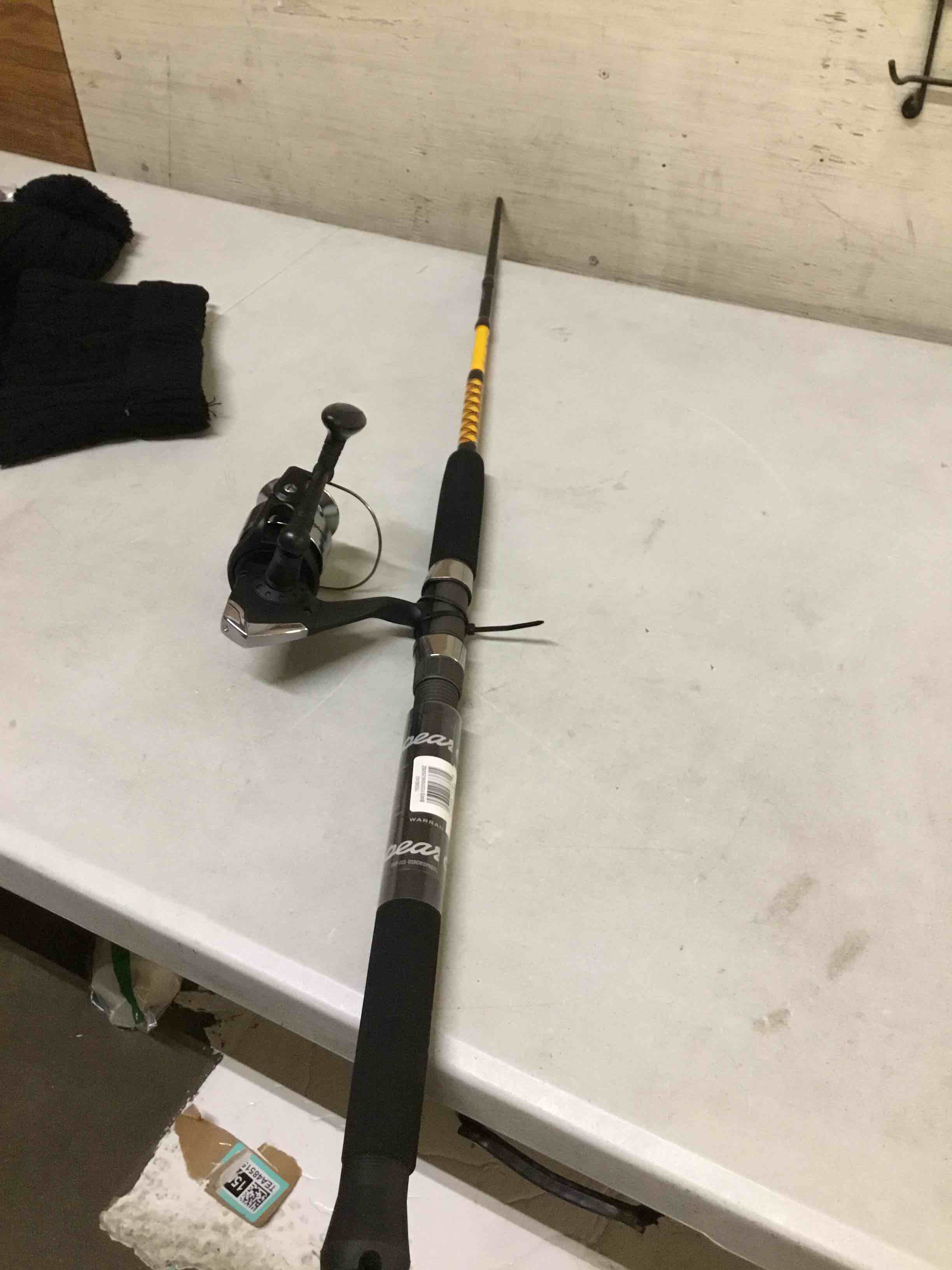 Condition photo showing As Is for ( incomplete) ugly stik bigwater spinning reel and fishing rod combo new model 50 size reel - 6'6" - medium - 2pc