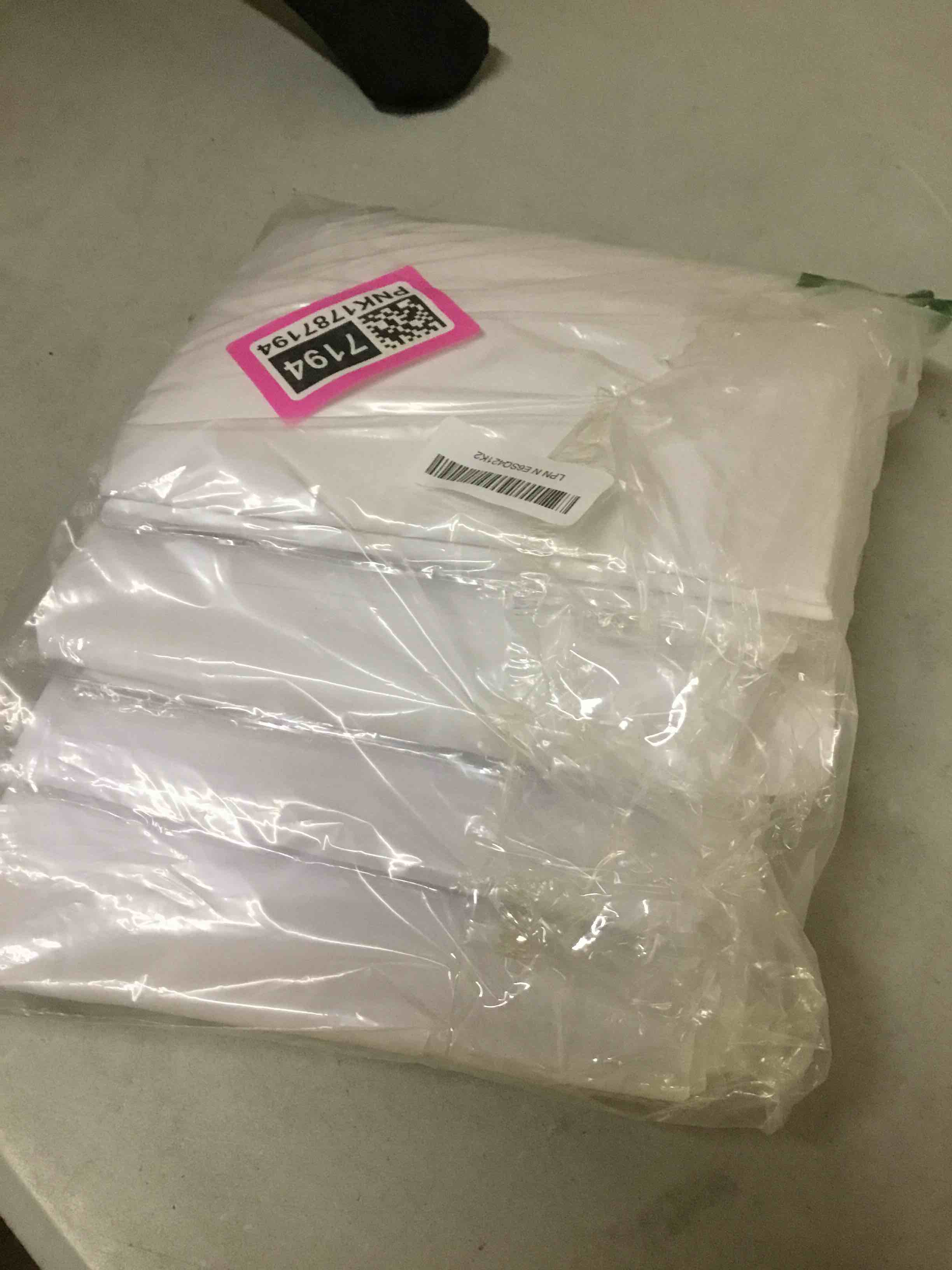 Condition photo showing New/Like New for 8 pack white square tablecloth 54x54 washable polyester table cloth for square or round tables, wrinkle resistant fabric decorative covers for dining party banquet buffet and wedding white 8 pack - 54 x 54 inch