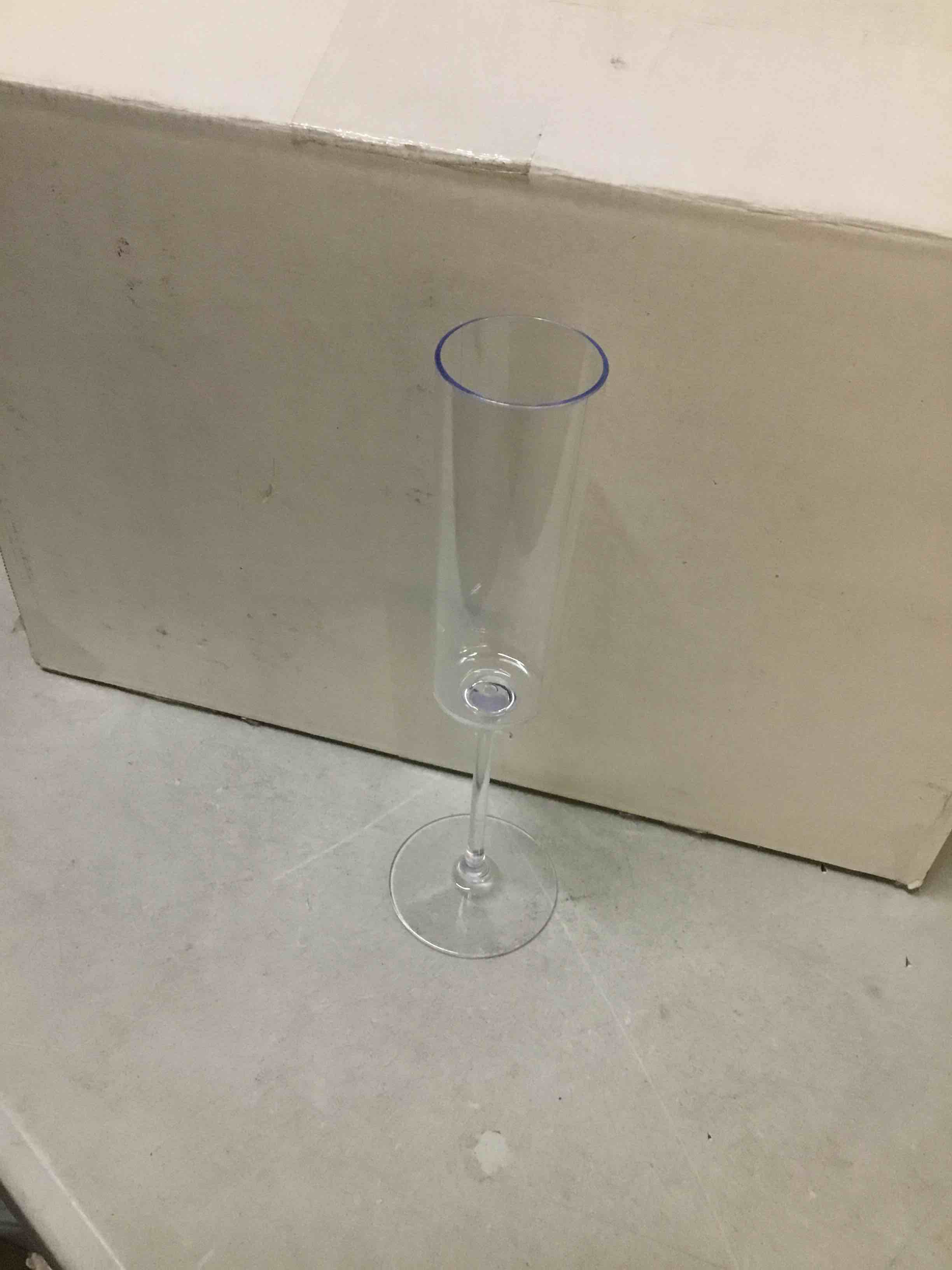 Condition photo showing As Is for ( incomplete 25 pcs only ) ciaell 36 pack plastic champagne flutes - 6 oz disposable champagne glasses - square clear plastic toasting glasses for party birthday anniversary wedding 36pack-6oz-clear