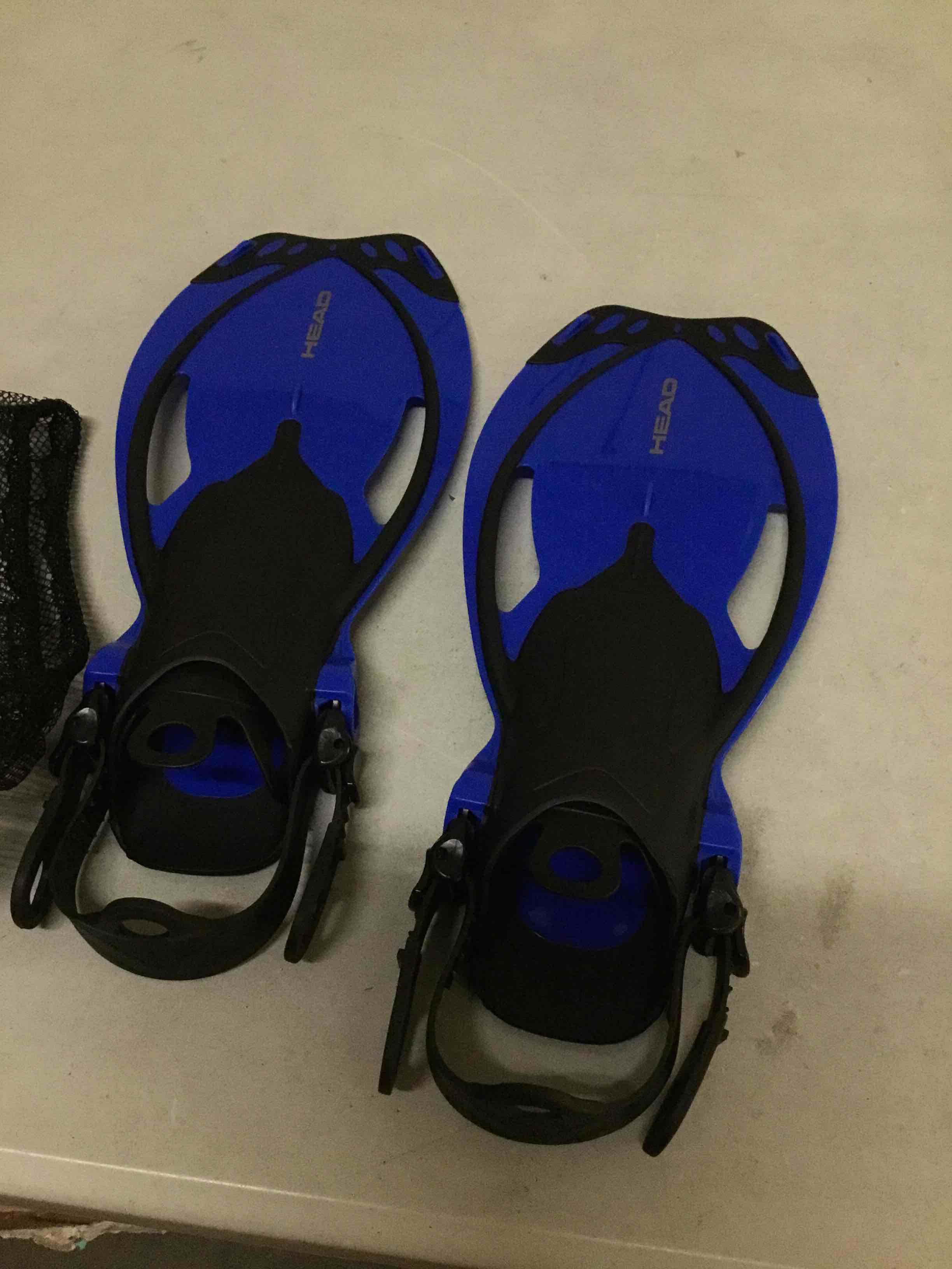 Condition photo showing Good Condition for mares junior allegra fins with mesh bag | durable adjustable open heel snorkeling fins for kids, blue, size 9-13