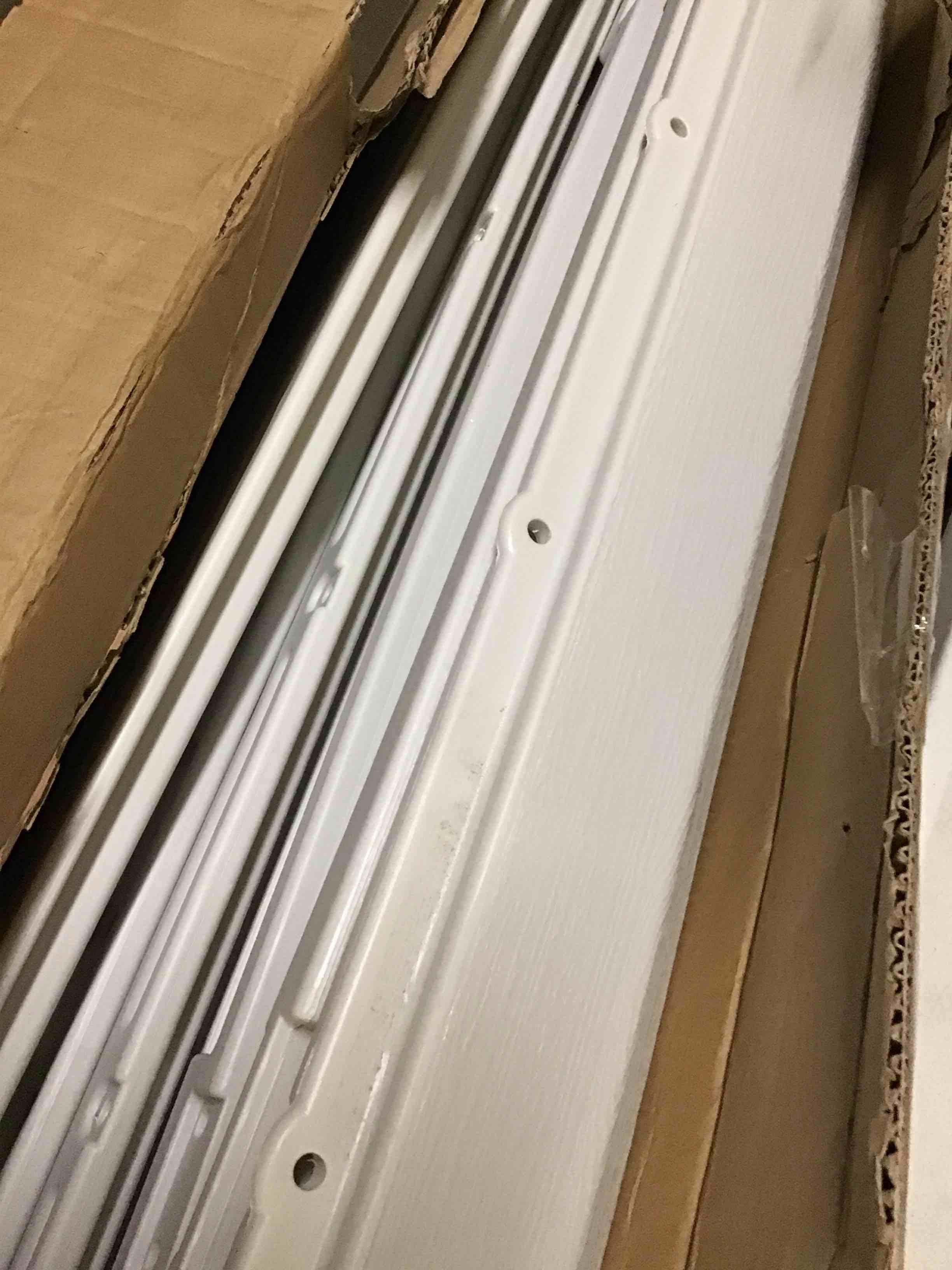 https://s3.amazonaws.com/lotting-images-prod/bidfta/PNK1787715_1783610744246.jpeg