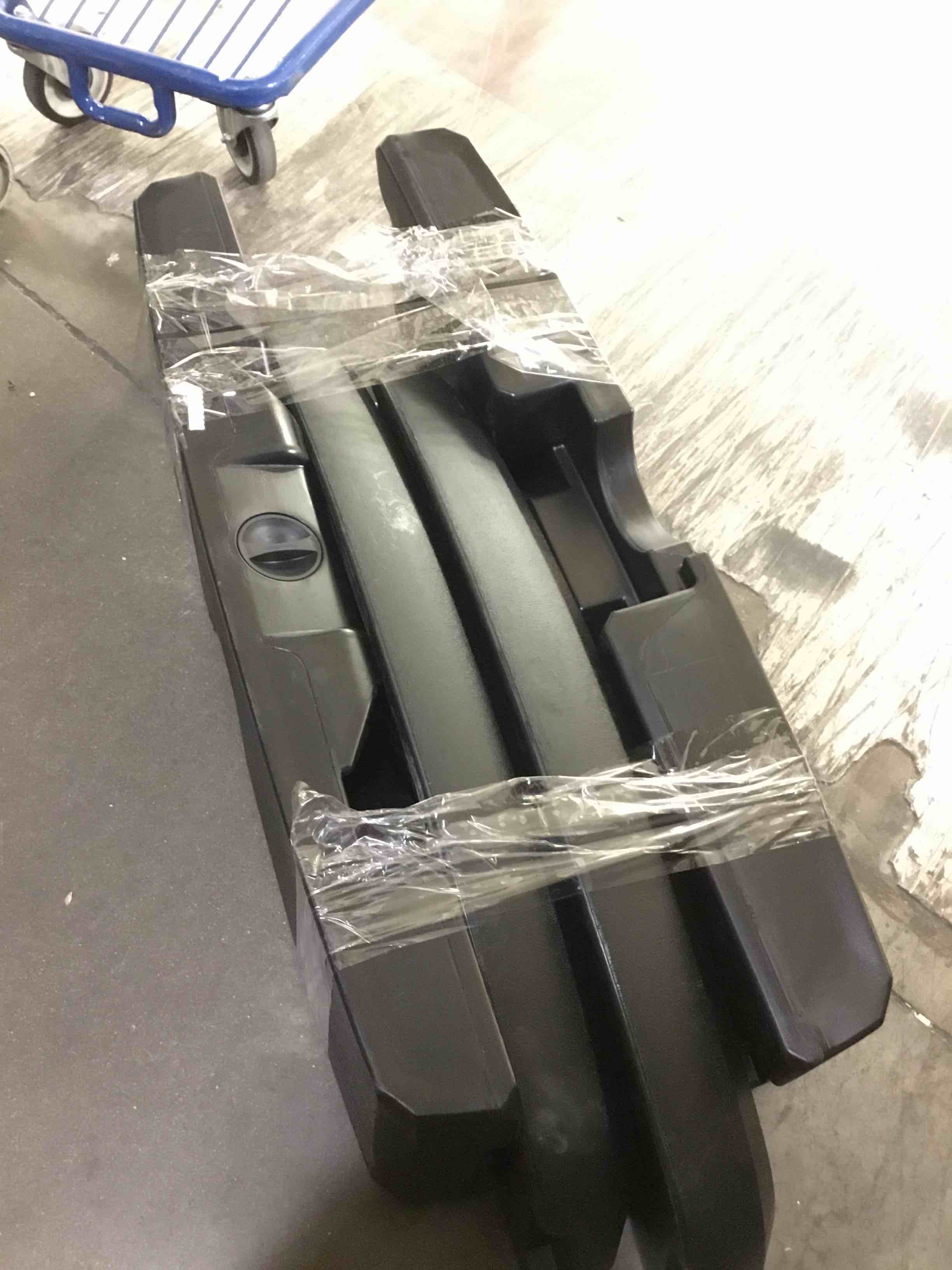 Condition photo showing As Is for  umbrella base