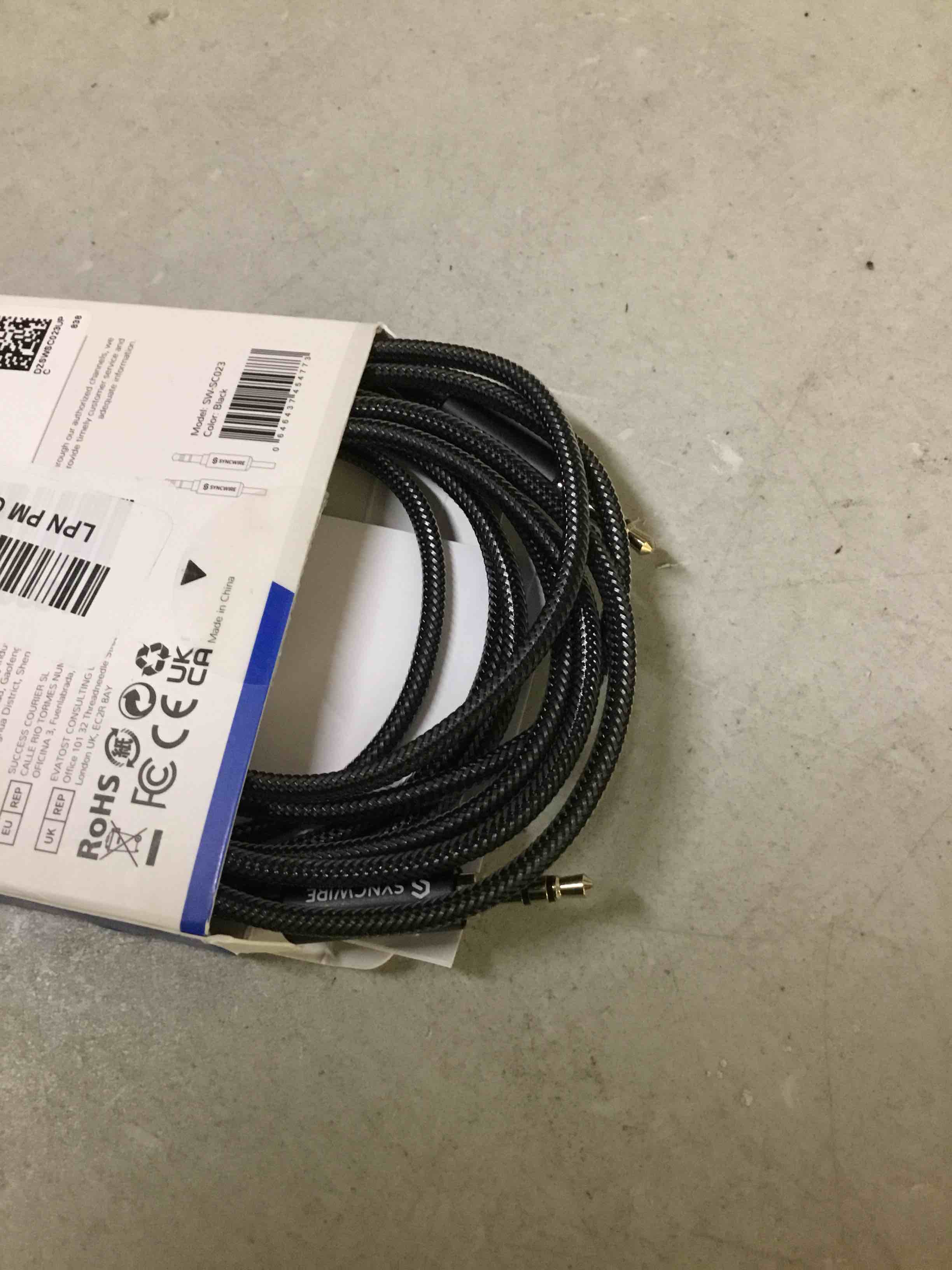 Condition photo showing New/Like New for syncwire long aux cable 6.5ft- auxiliary audio cable for headphones, car, home stereos, iphone/ipad ipod/echo dot, galaxy s8/ galaxy note 8/ smartphones & more - black