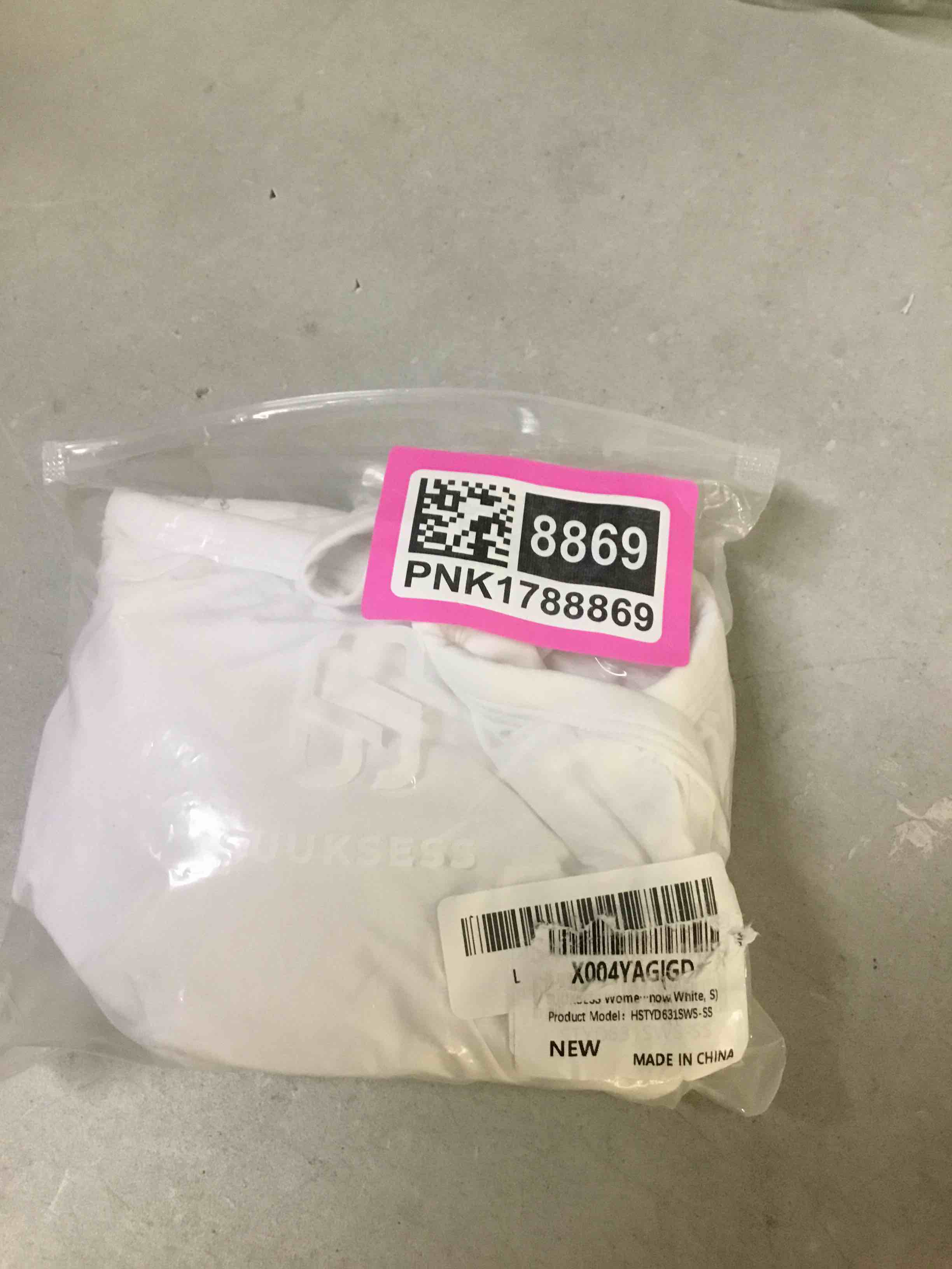 Condition photo showing Good Condition for suuksess women built in bra tank tops double line going out basic square neck camisole top summer small