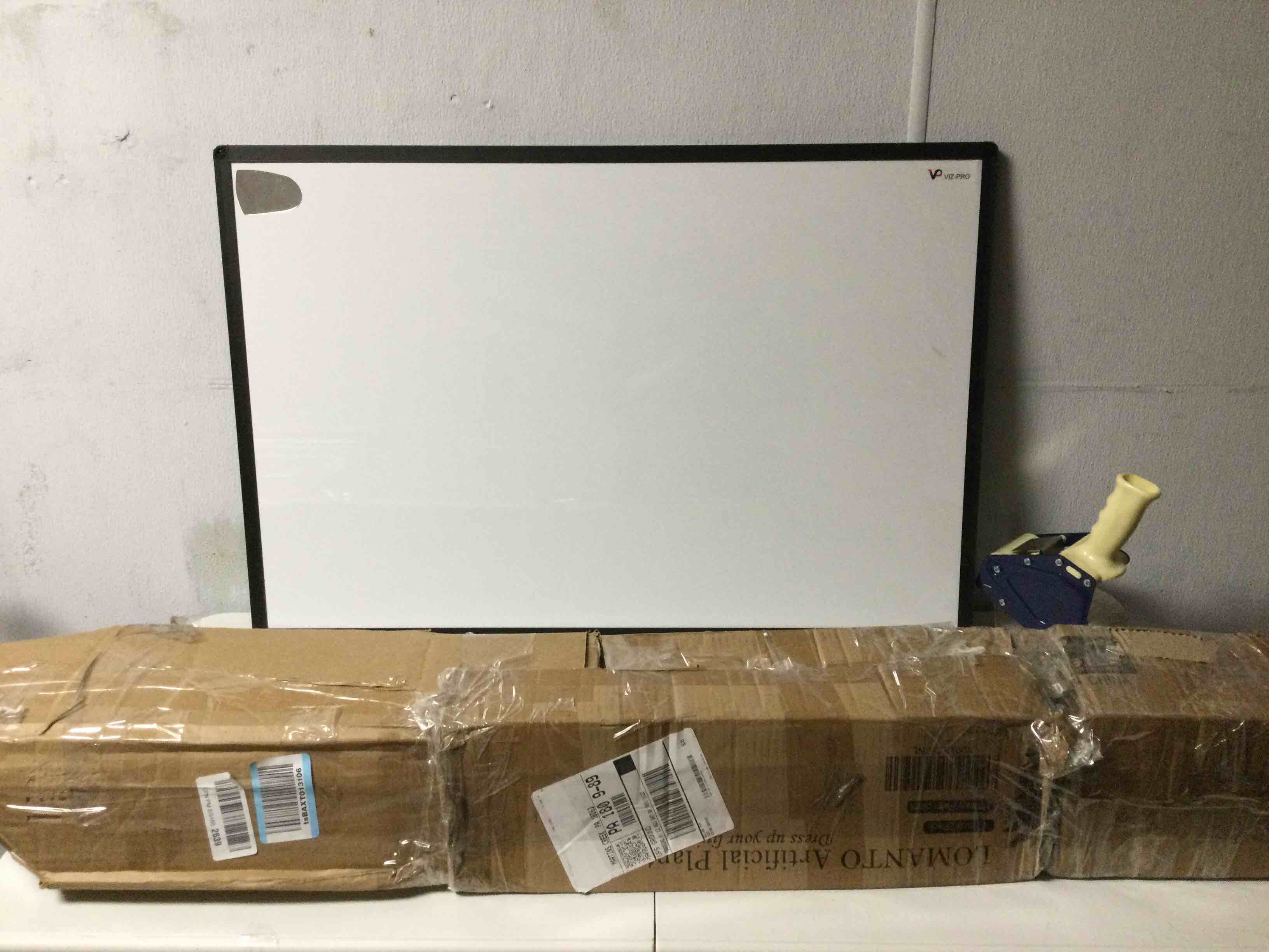 https://s3.amazonaws.com/lotting-images-prod/bidfta/PNK1789772_1753895299107.jpeg