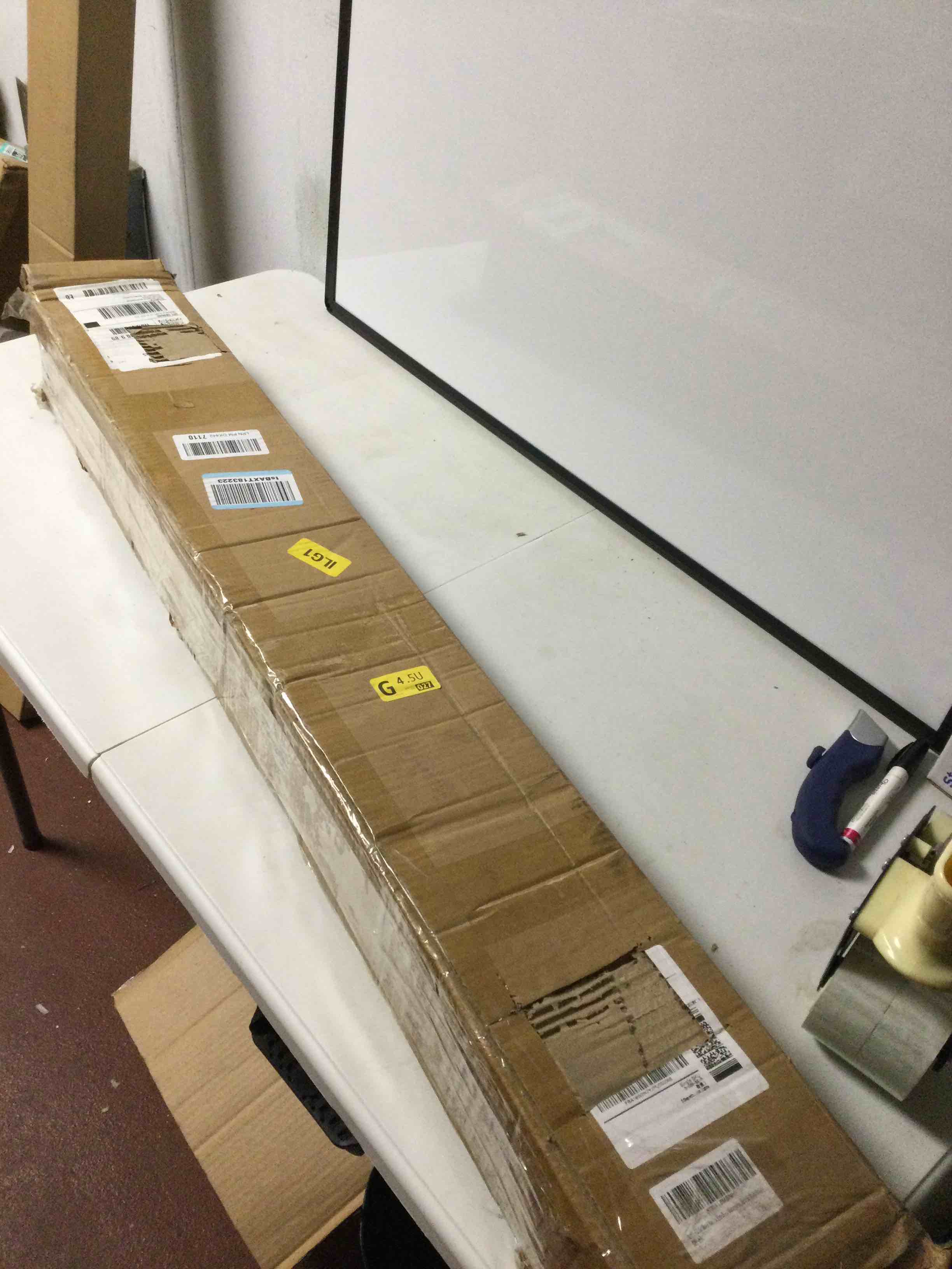 https://s3.amazonaws.com/lotting-images-prod/bidfta/PNK1789890_1754932557249.jpeg