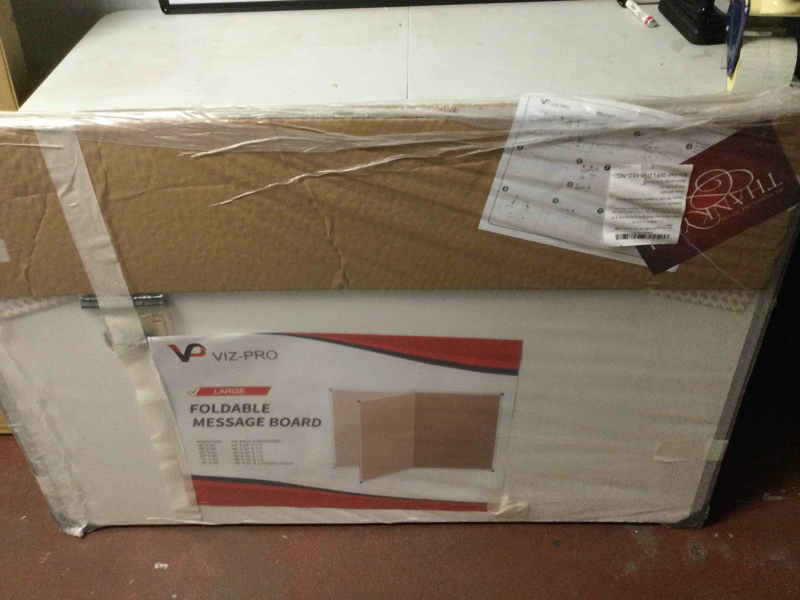 https://s3.amazonaws.com/lotting-images-prod/bidfta/PNK1789898_1754934542270.jpeg