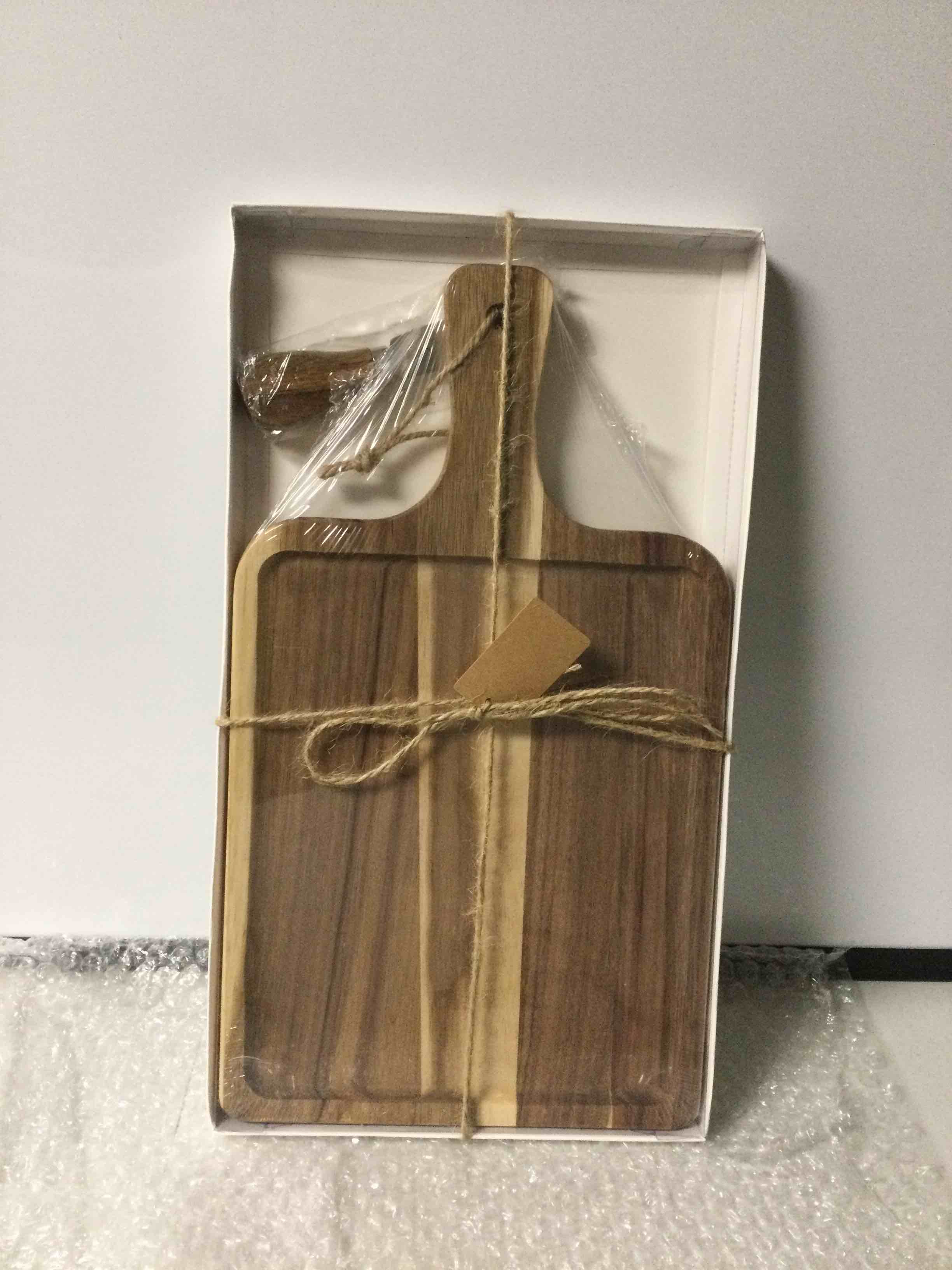 https://s3.amazonaws.com/lotting-images-prod/bidfta/PNK1790170_1757530149217.jpeg