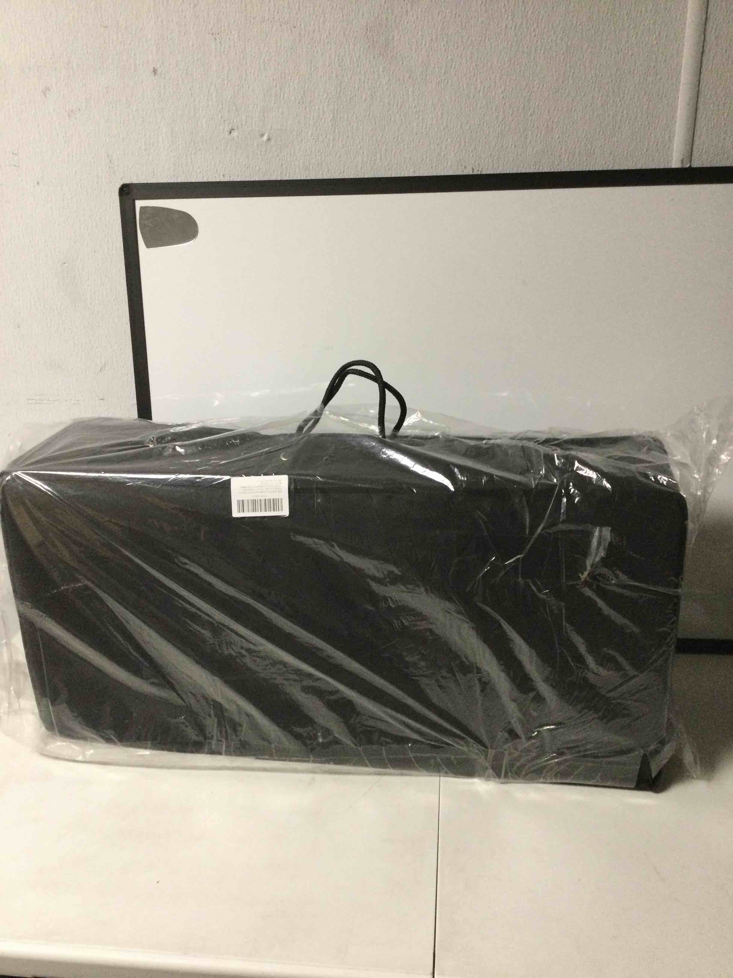 https://s3.amazonaws.com/lotting-images-prod/bidfta/PNK1790180_1757532345371.jpeg