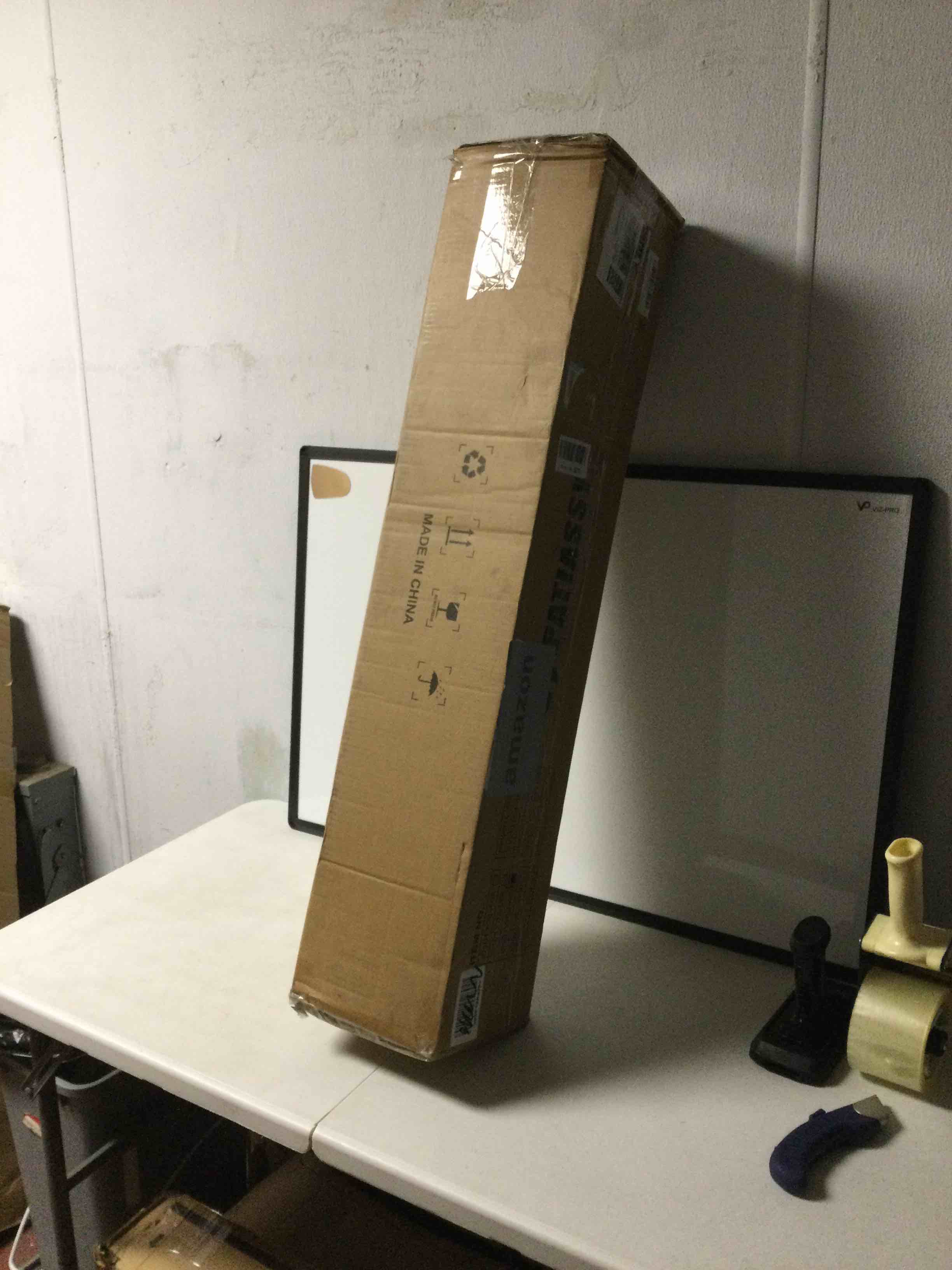 https://s3.amazonaws.com/lotting-images-prod/bidfta/PNK1790315_1758736202496.jpeg