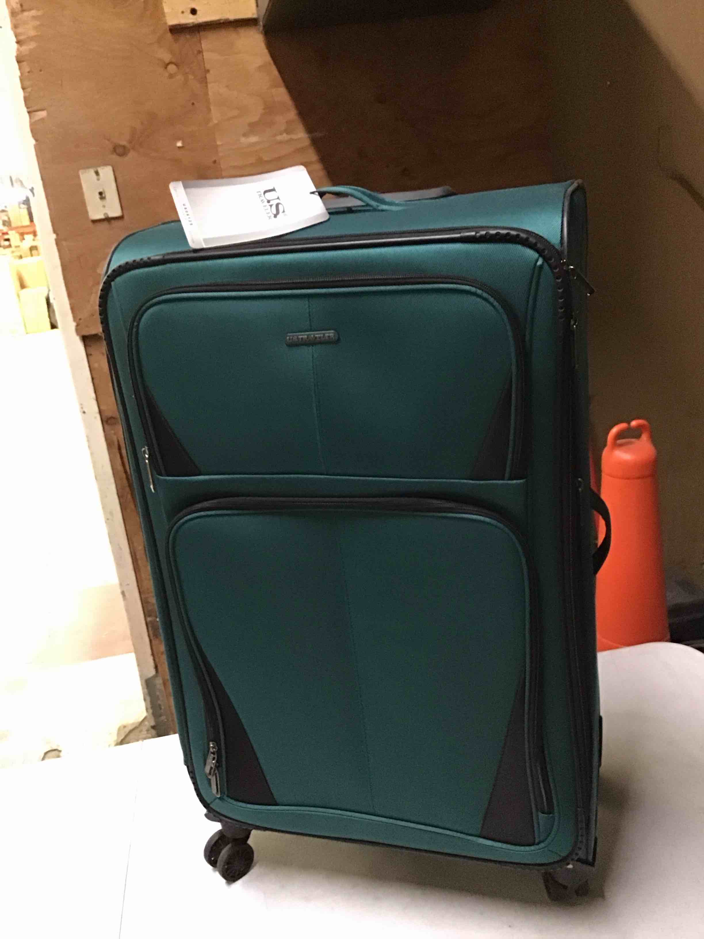 Condition photo showing Good Condition for U.S. Traveler Aviron Bay Expandable Softside Luggage with Spinner Wheels, Teal, 30-Inch, US08125E31 Large 30-Inch Teal