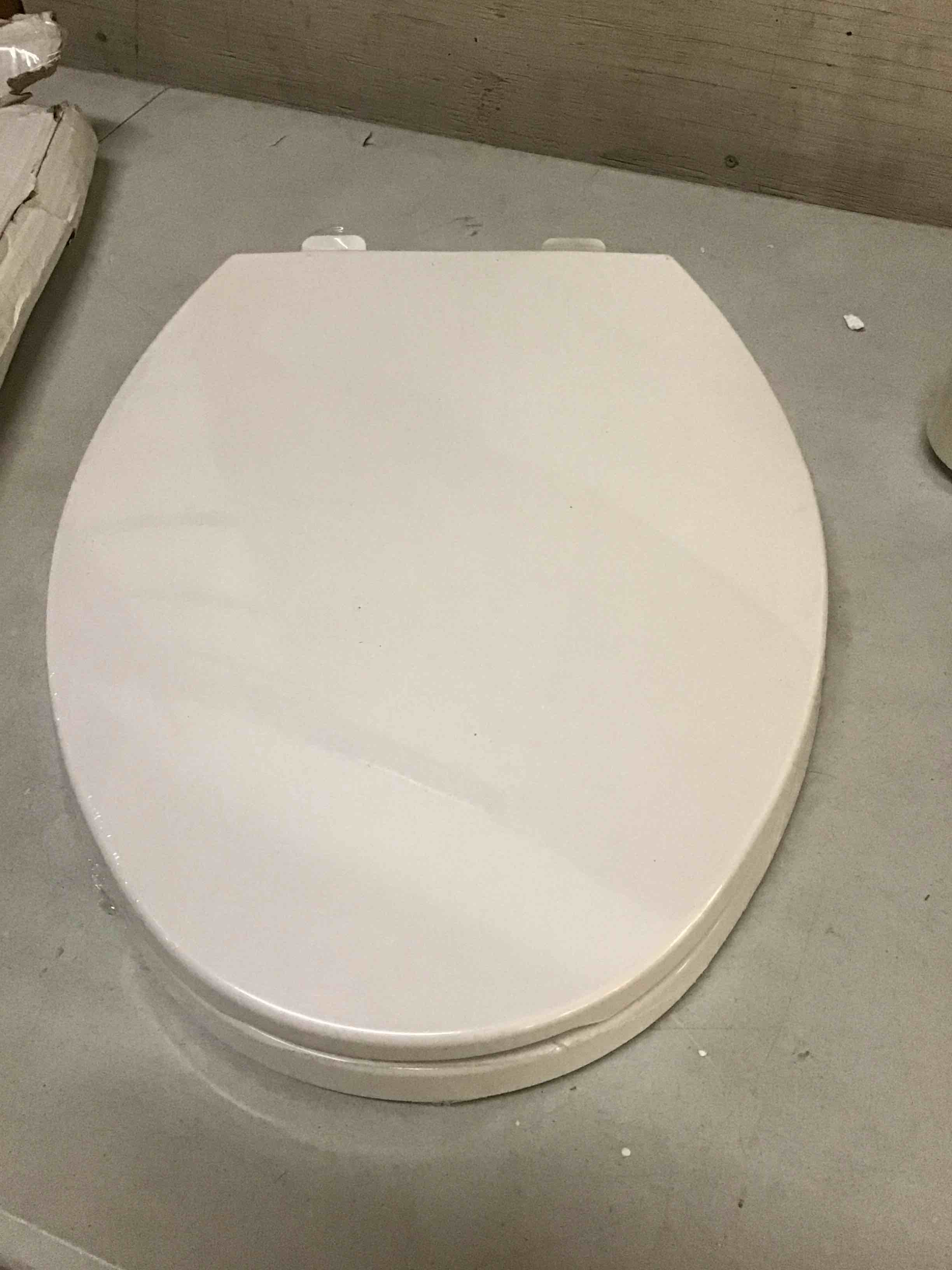 Condition photo showing Good Condition for round toilet seat, standard 18 5” slow/soft close round toilet seat for round toilets, no-slam quiet-close lid, easy-to-install, white, durable never-loosen design white round(standard)