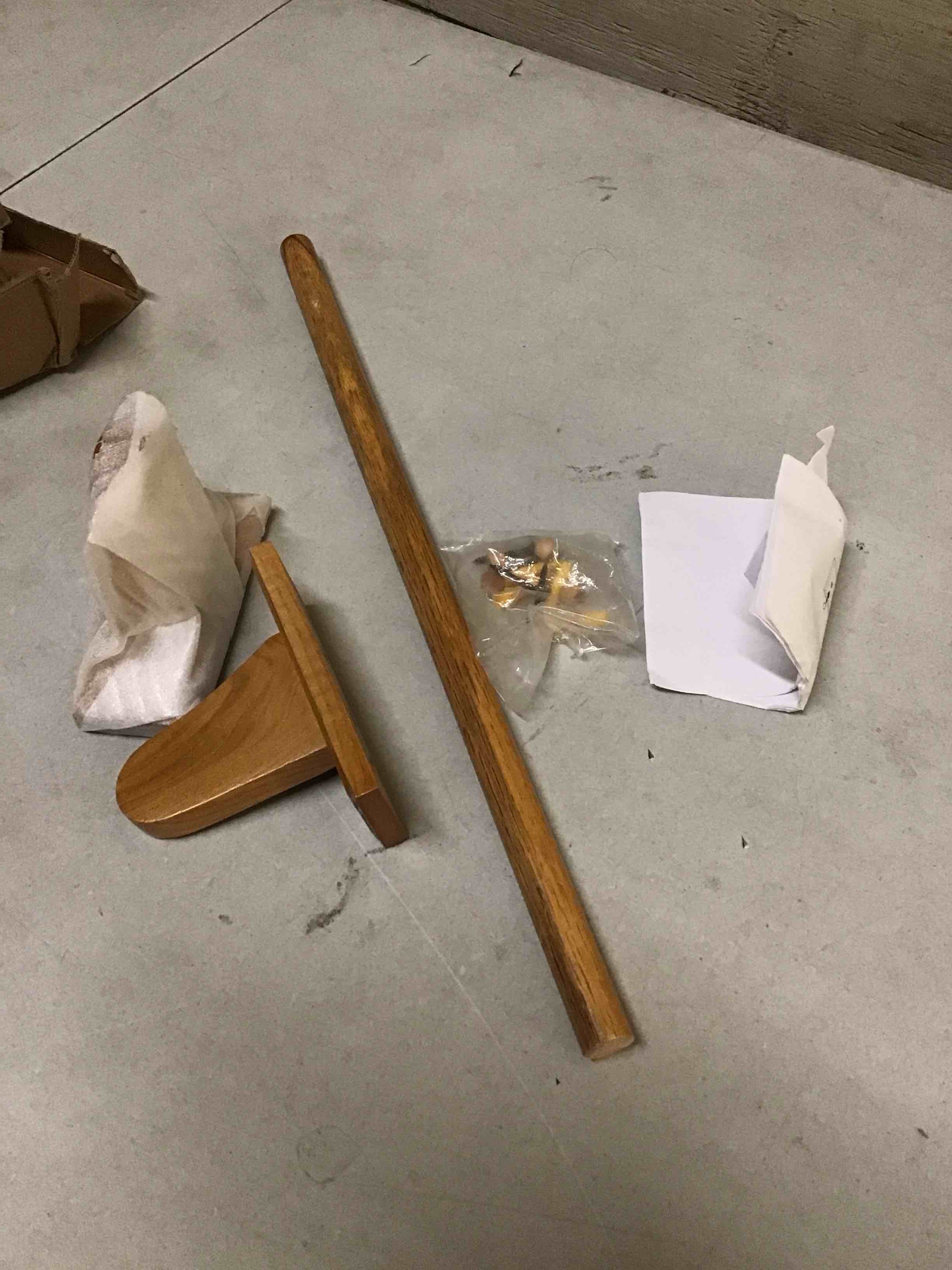 Condition photo showing Good Condition for design house dalton towel bar, 18 in, wall mount, easy installation, wood, honey oak, 18 in l x 5 in w x 3.62 in h, 561183 18 in. wide towel bar