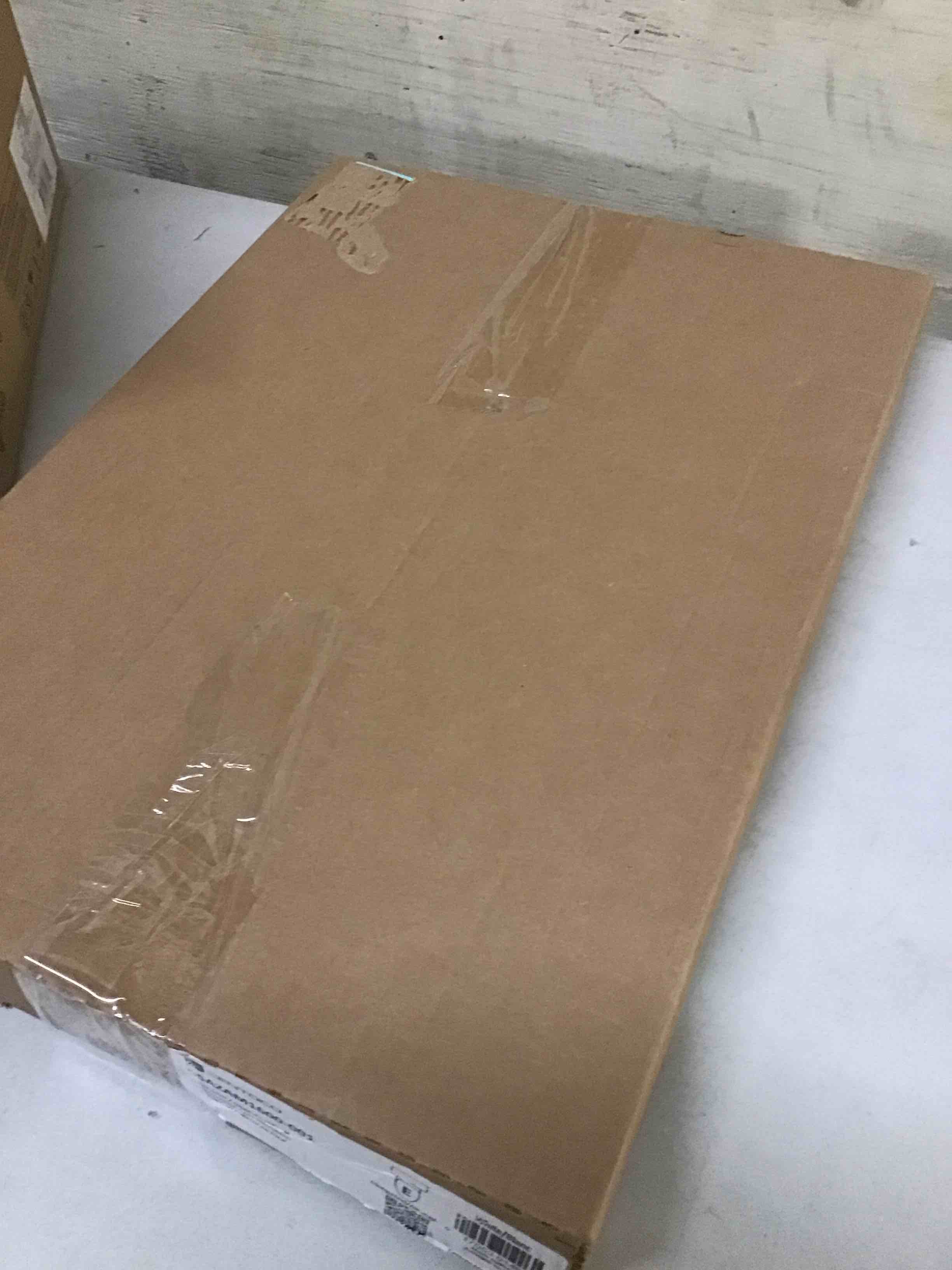 Condition photo showing New/Like New for centoco 1600-001 elongated plastic toilet seat, standard economy model, white