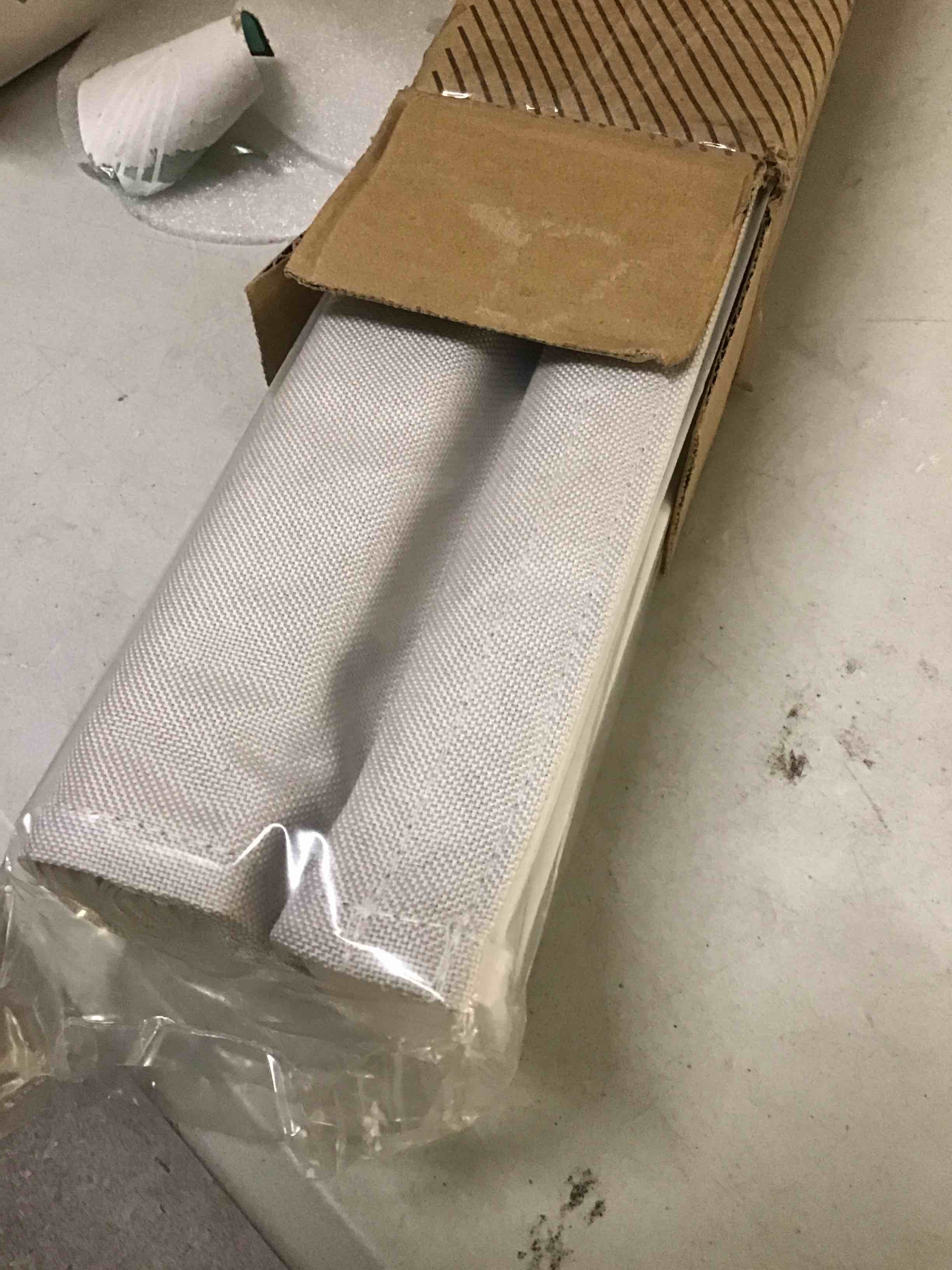Condition photo showing New/Like New for similar joydeco cordless roman shades, linen fabric window blinds, thermal insulated blackout blinds, room darkening shades for indoor windows, easy to install, 27" w×64 \" h, linen linen 