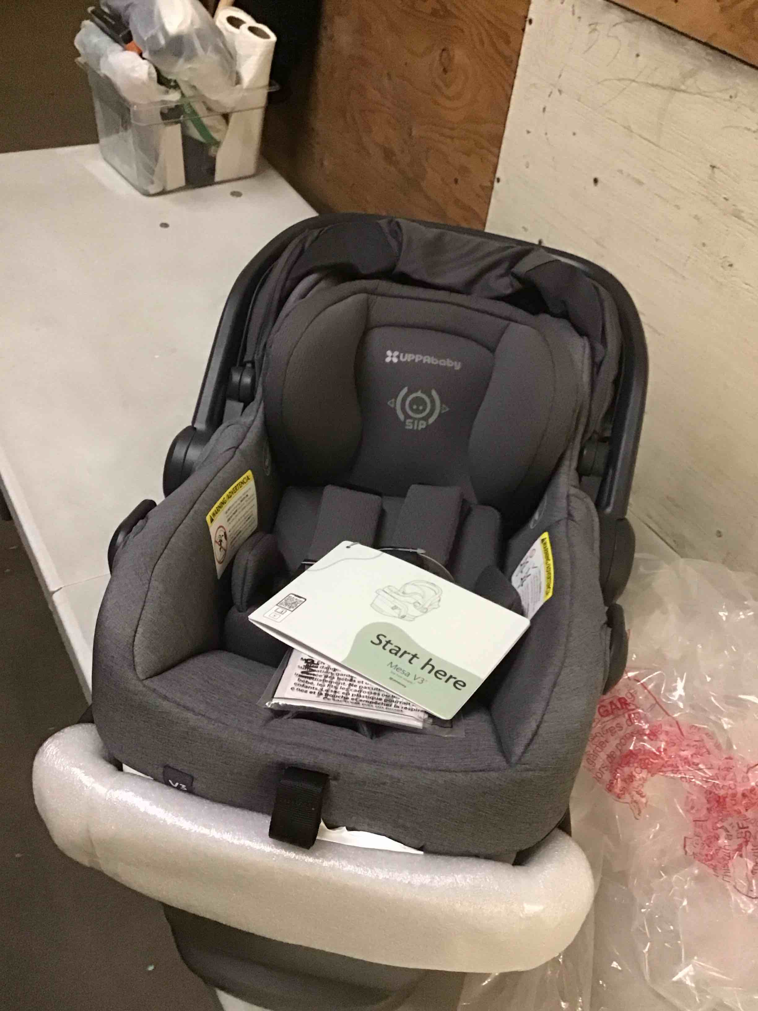 Condition photo showing Good Condition for uppababy mesa v3 infant car seat - easy installation + smartsecure technology - attaches to stroller | base + infant insert included - greyson (charcoal mélange)