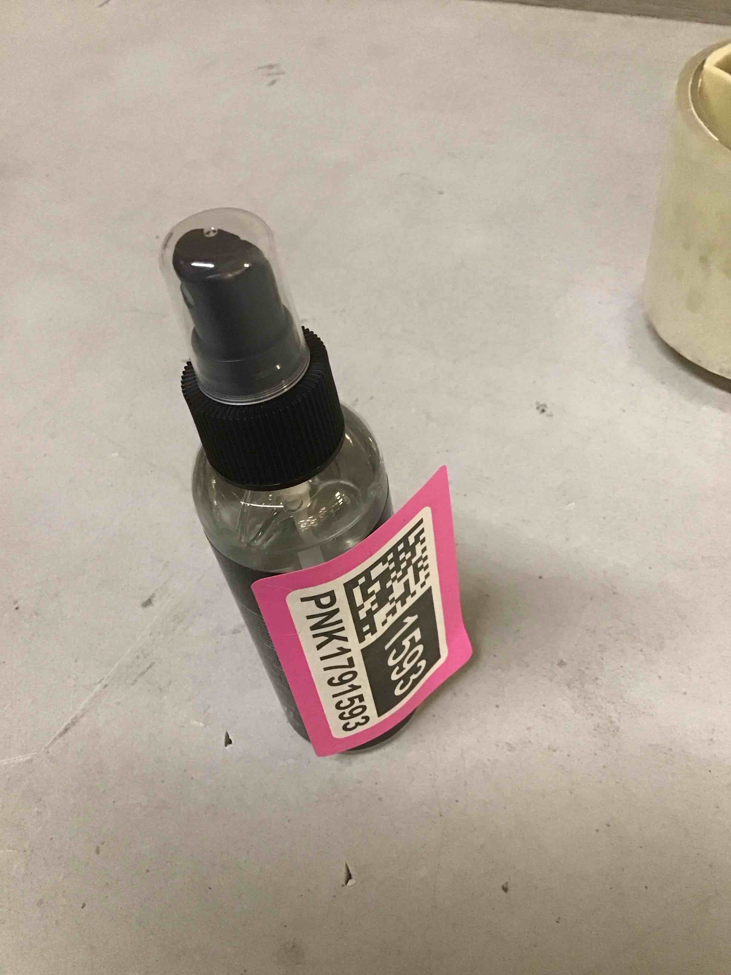 Condition photo showing New/Like New for ebin new york wonder lace bond lace melt spray - extreme firm hold (supreme) | flawless,natural, and seamleass finish, no reside, long lasting formula with protecting edges, perfect for wigs 3.39 fl oz (pack of 1) supreme