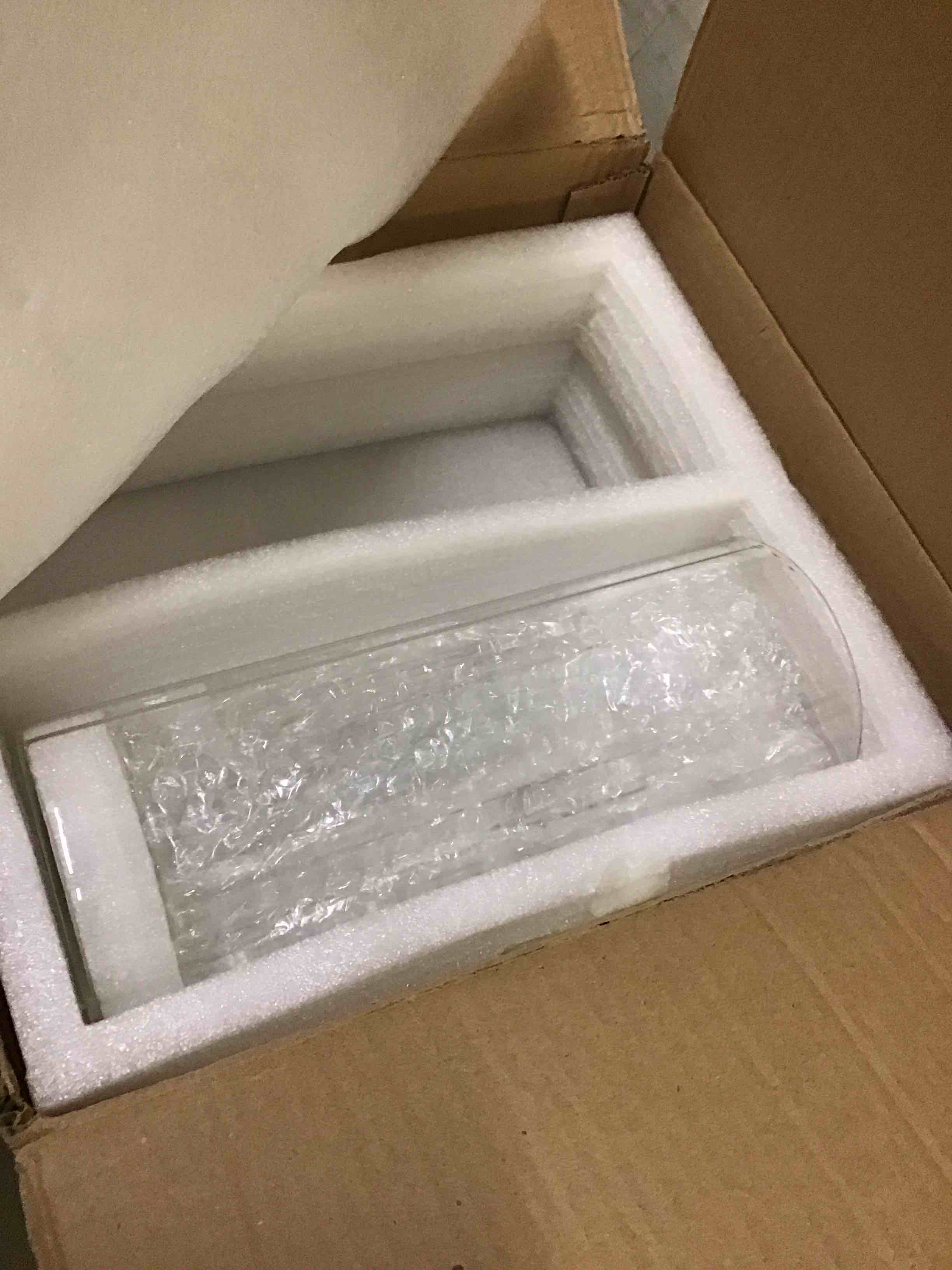 Condition photo showing As Is for (incomplete ) 4 pack glass cylinder vases 4,6,8,10 inch tall clear flower vase hurricane floating candle holder for table centerpiece wedding home decor 4 pack(4,6,8,10 inch )