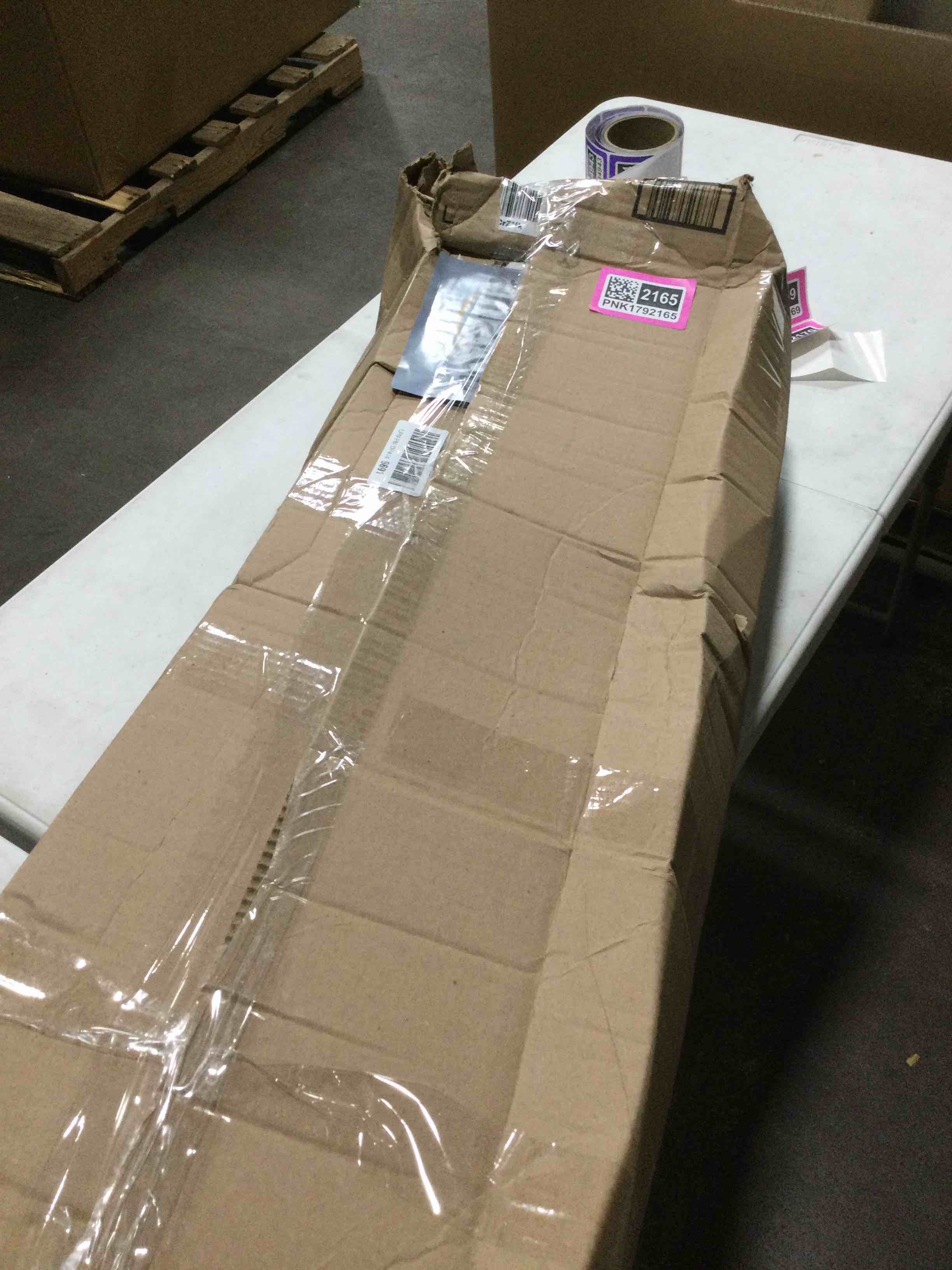 https://s3.amazonaws.com/lotting-images-prod/bidfta/PNK1792165_1740592600001.jpeg