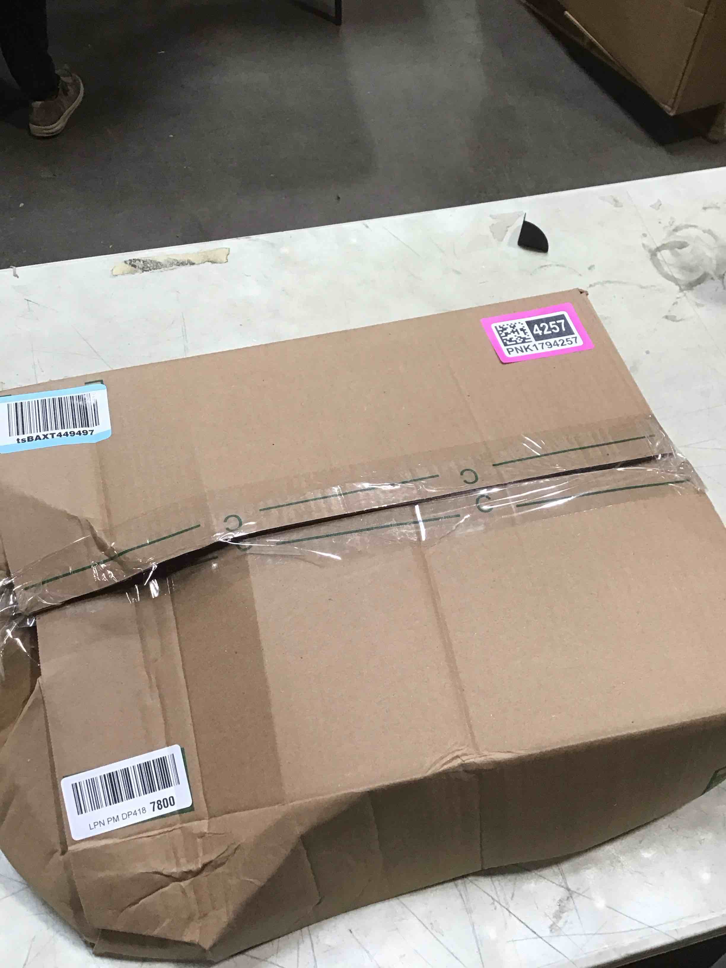 https://s3.amazonaws.com/lotting-images-prod/bidfta/PNK1794257_1741288124636.jpeg