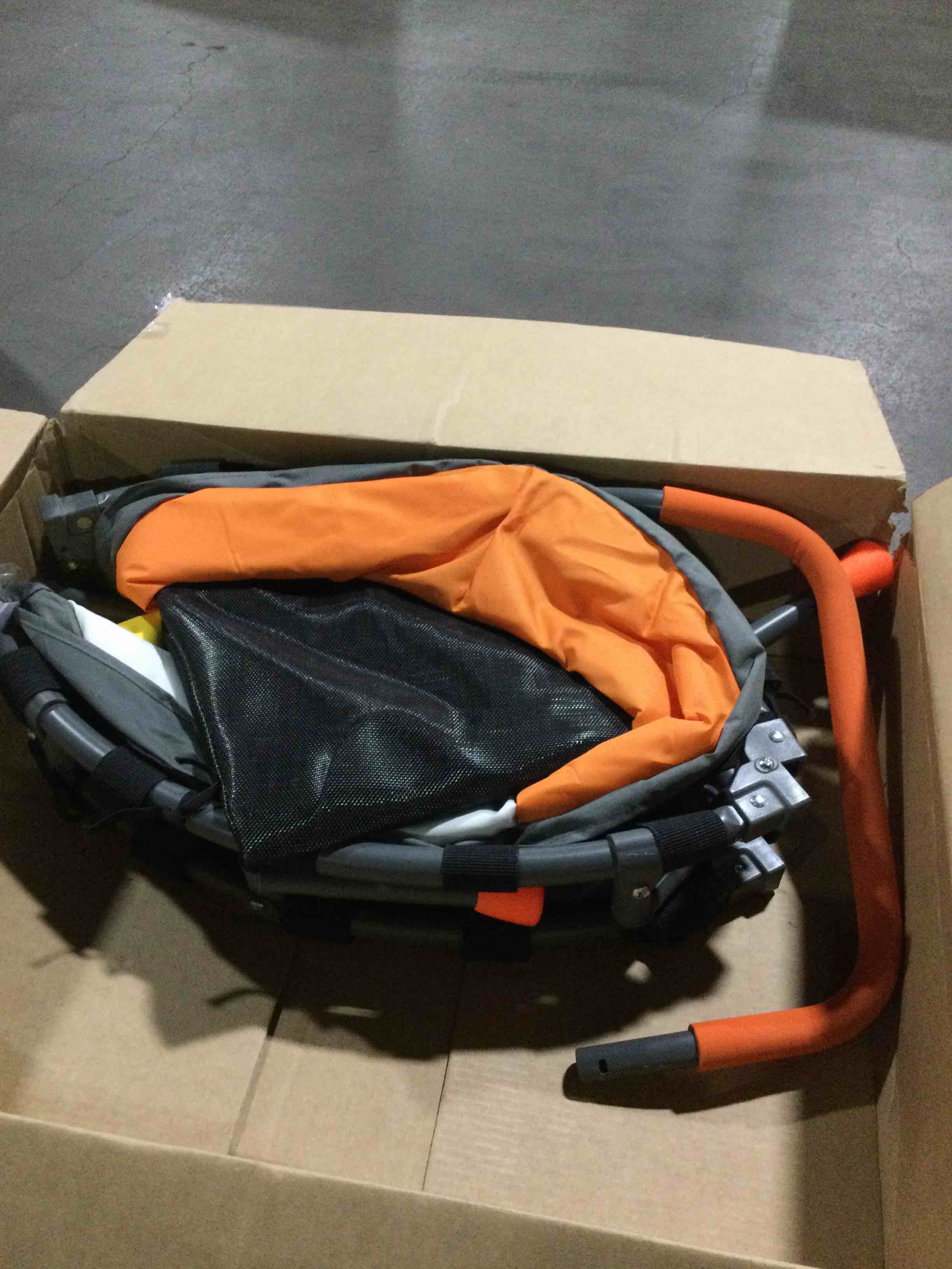 https://s3.amazonaws.com/lotting-images-prod/bidfta/PNK1795016_1738331259479.jpeg