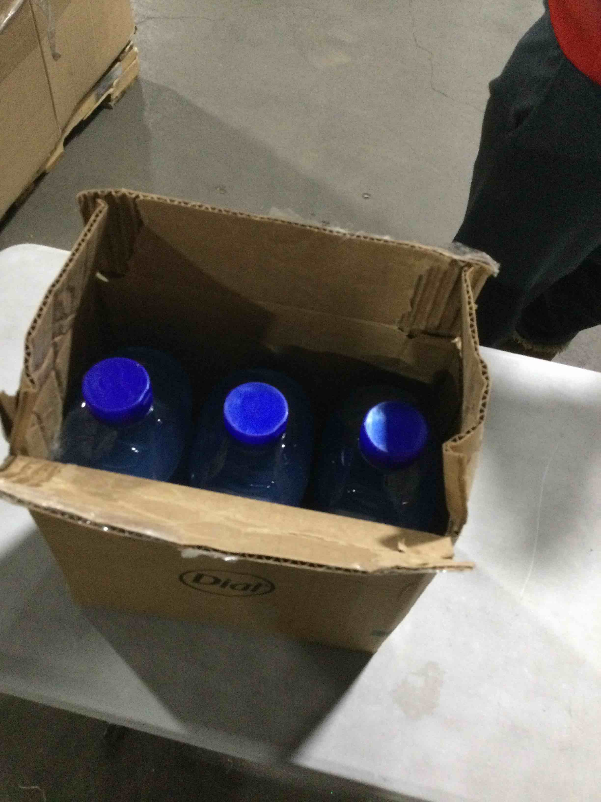 https://s3.amazonaws.com/lotting-images-prod/bidfta/PNK1795057_1738338614632.jpeg