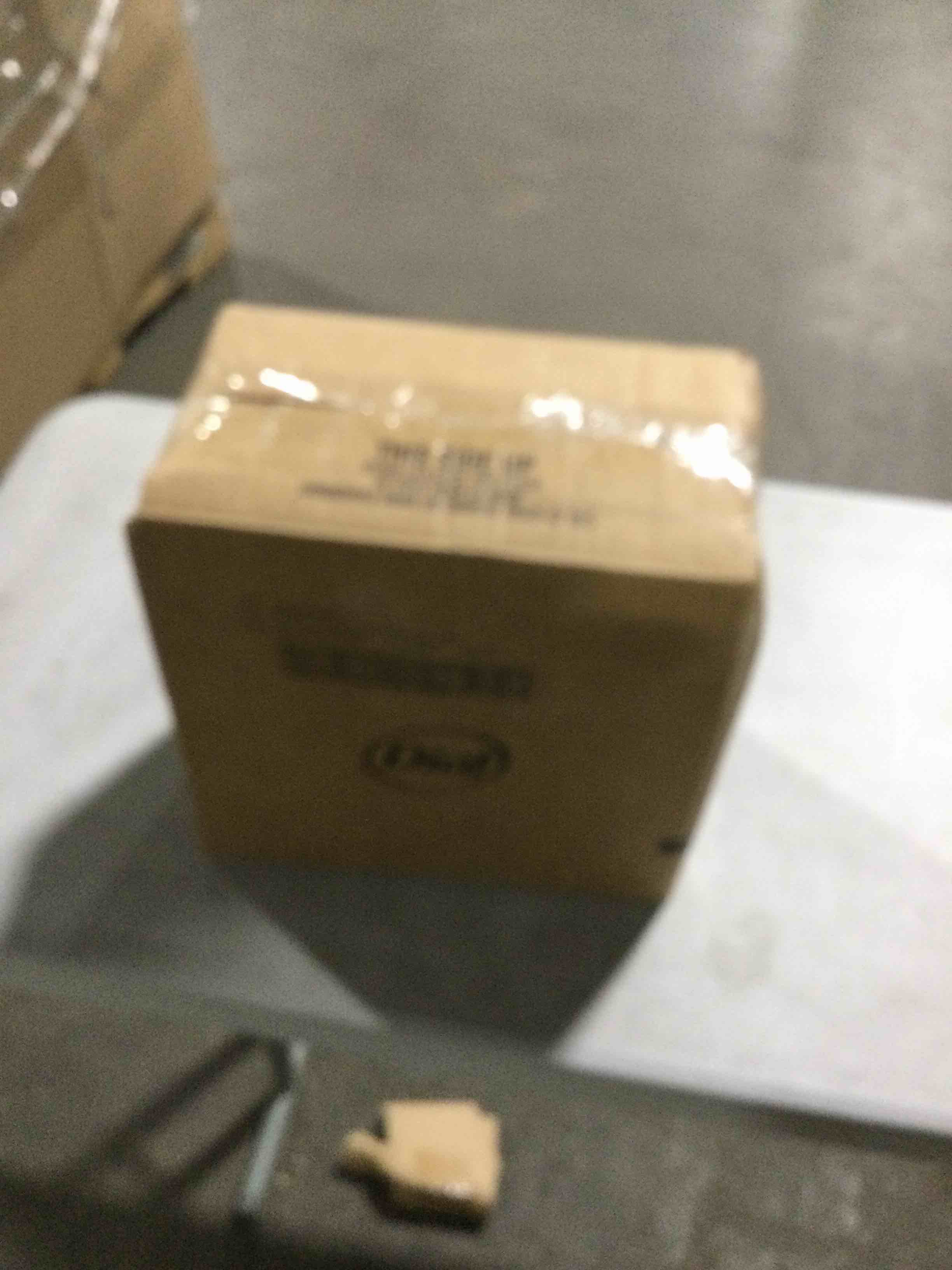 https://s3.amazonaws.com/lotting-images-prod/bidfta/PNK1795057_1738338650230.jpeg