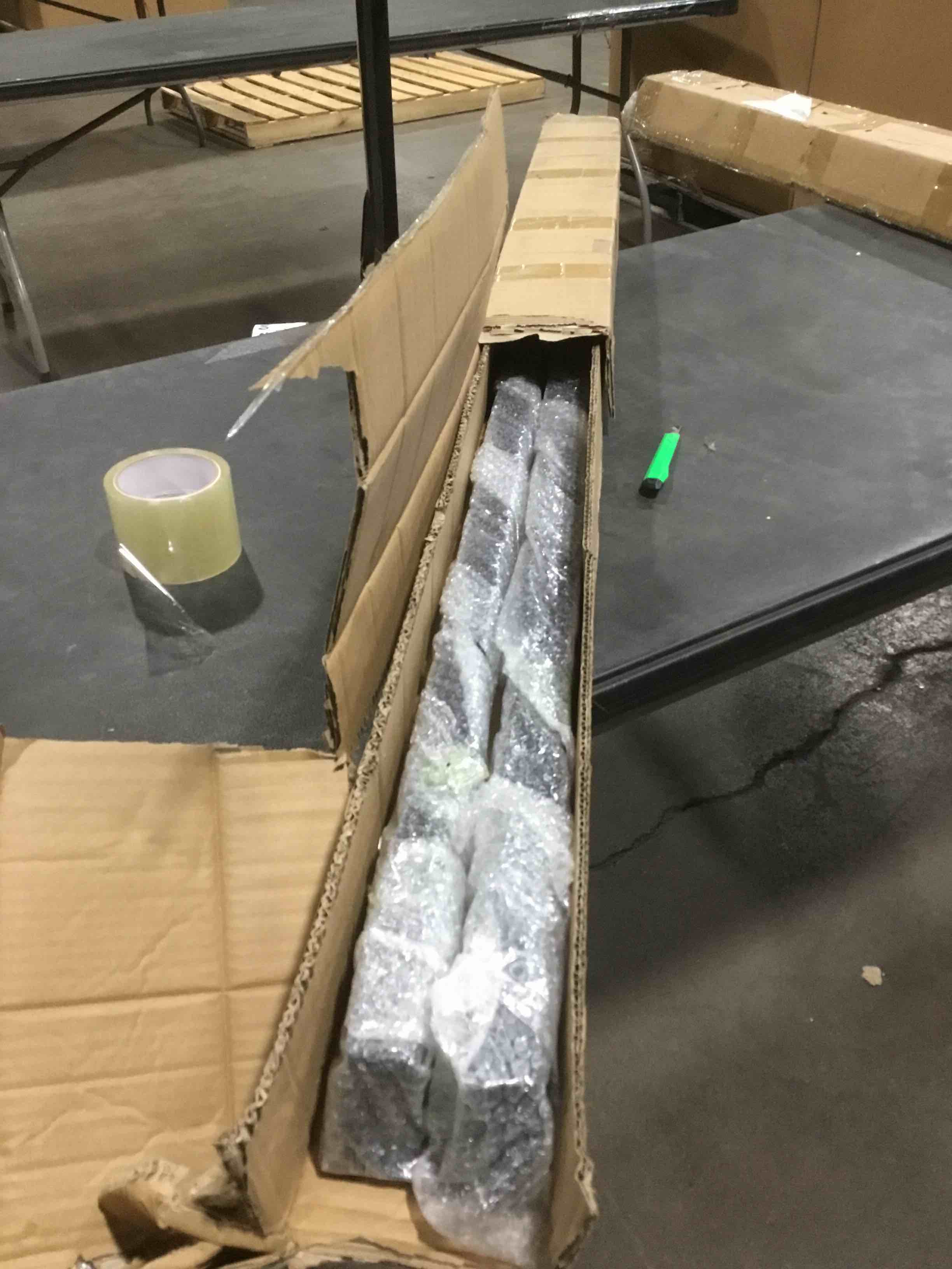 https://s3.amazonaws.com/lotting-images-prod/bidfta/PNK1796019_1740749097585.jpeg
