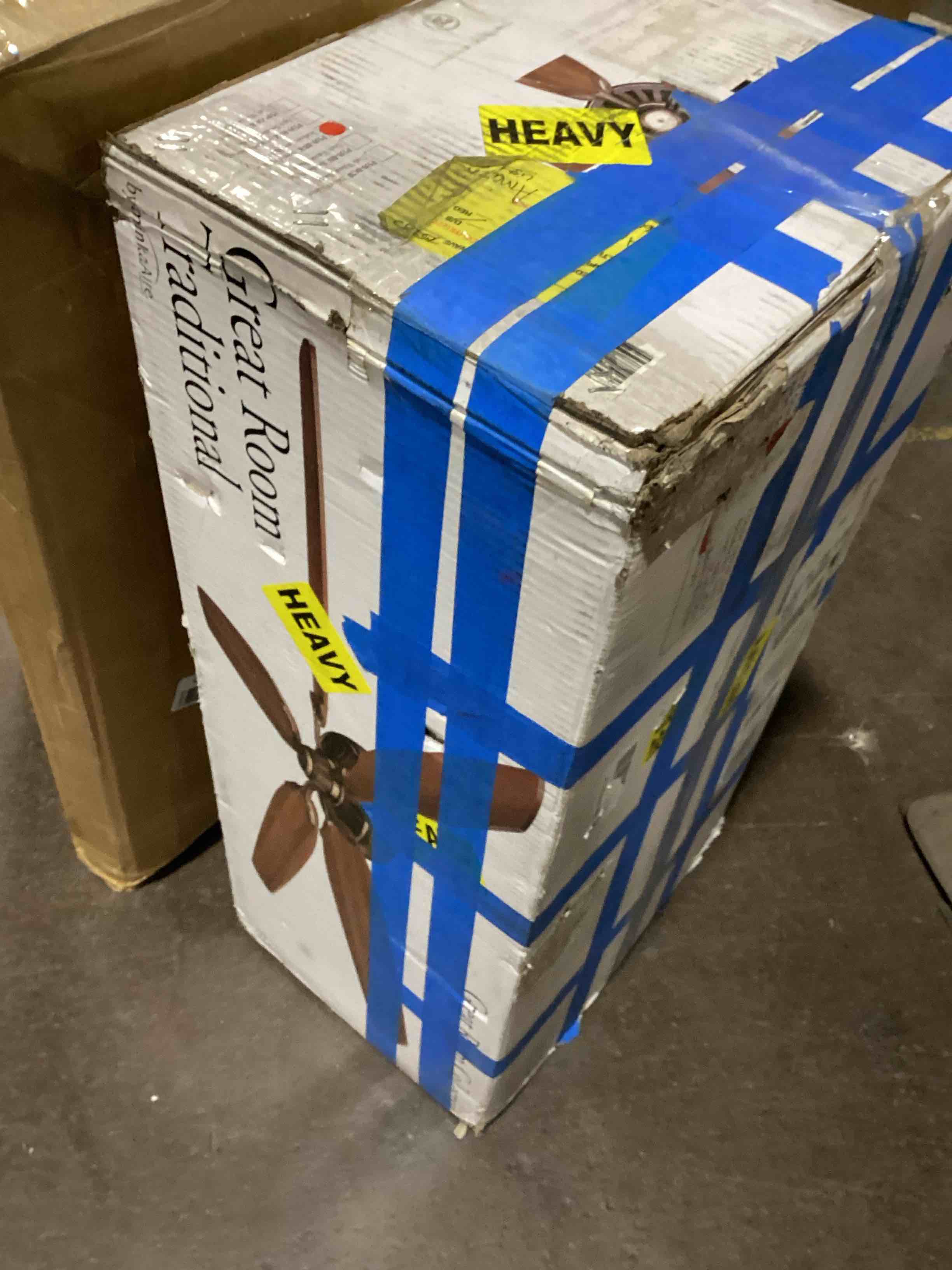 https://s3.amazonaws.com/lotting-images-prod/bidfta/PNK1796766_1741206880487.jpeg
