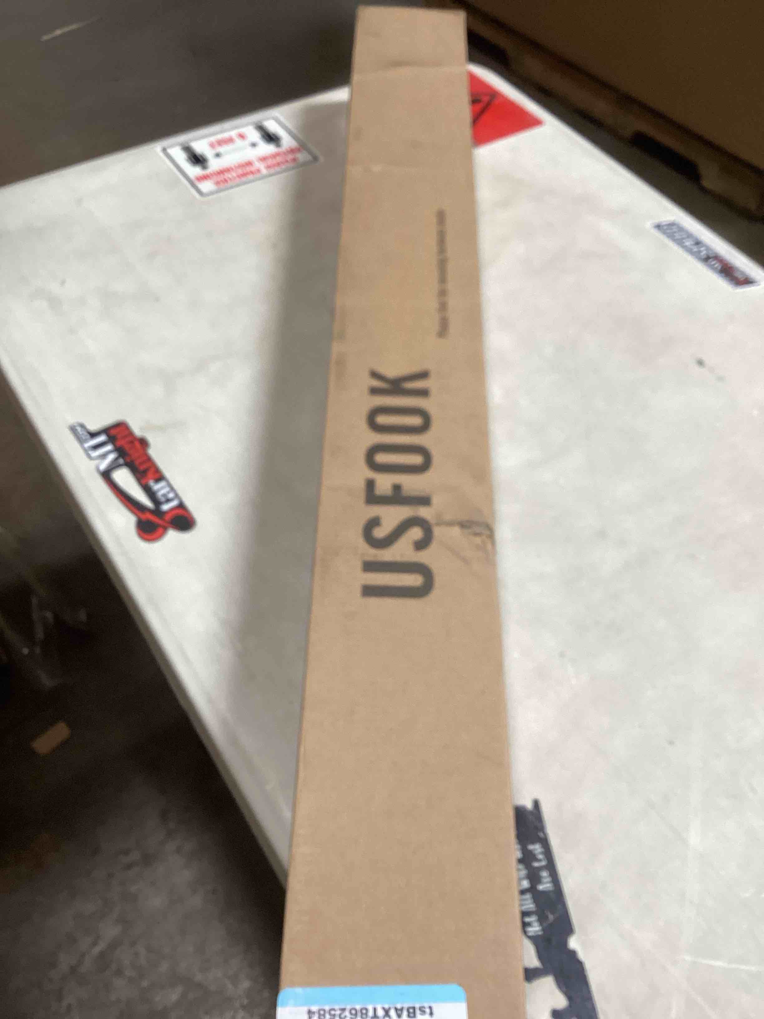 https://s3.amazonaws.com/lotting-images-prod/bidfta/PNK1796909_1741292270503.jpeg