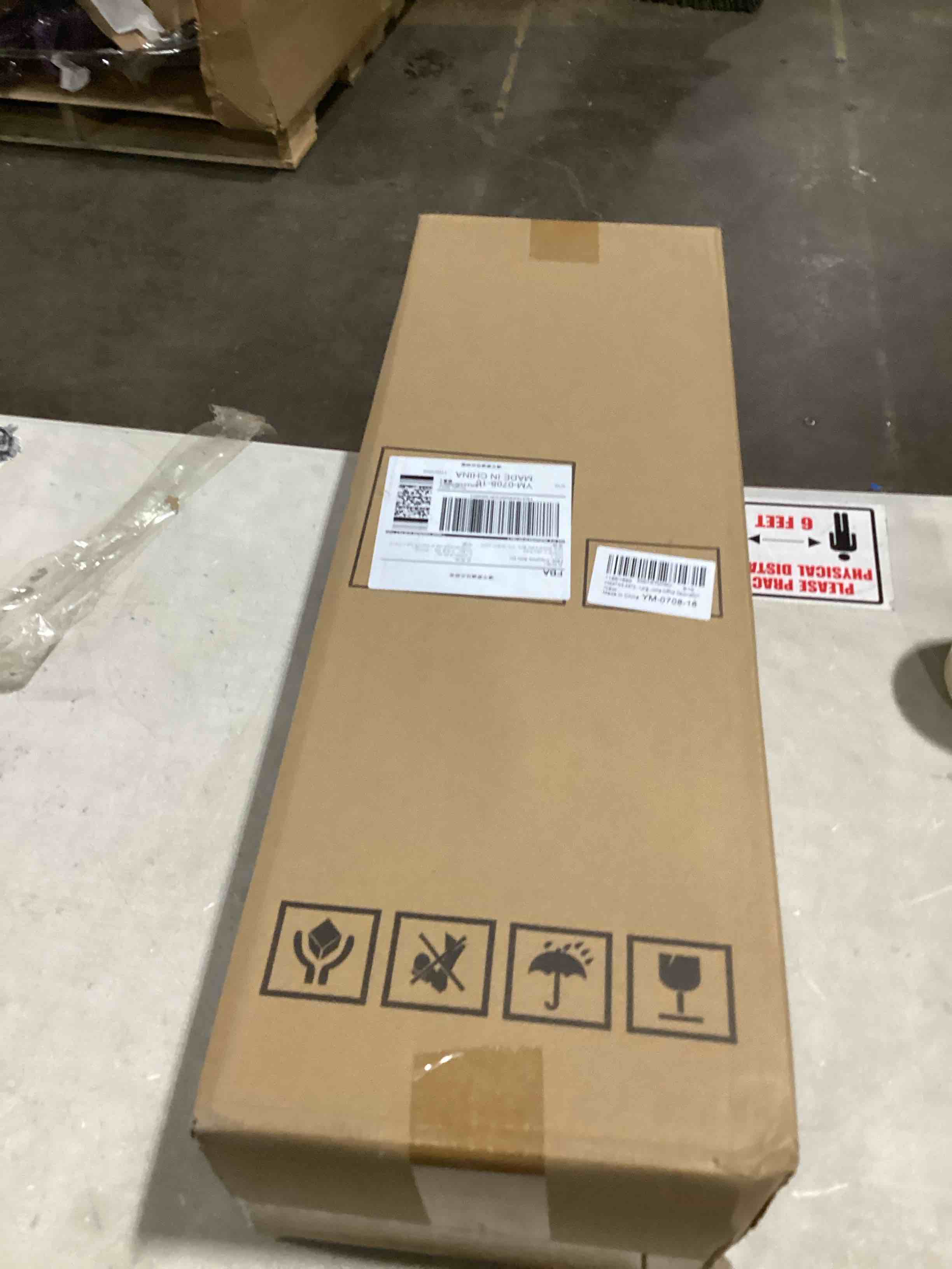 https://s3.amazonaws.com/lotting-images-prod/bidfta/PNK1796915_1741350272557.jpeg