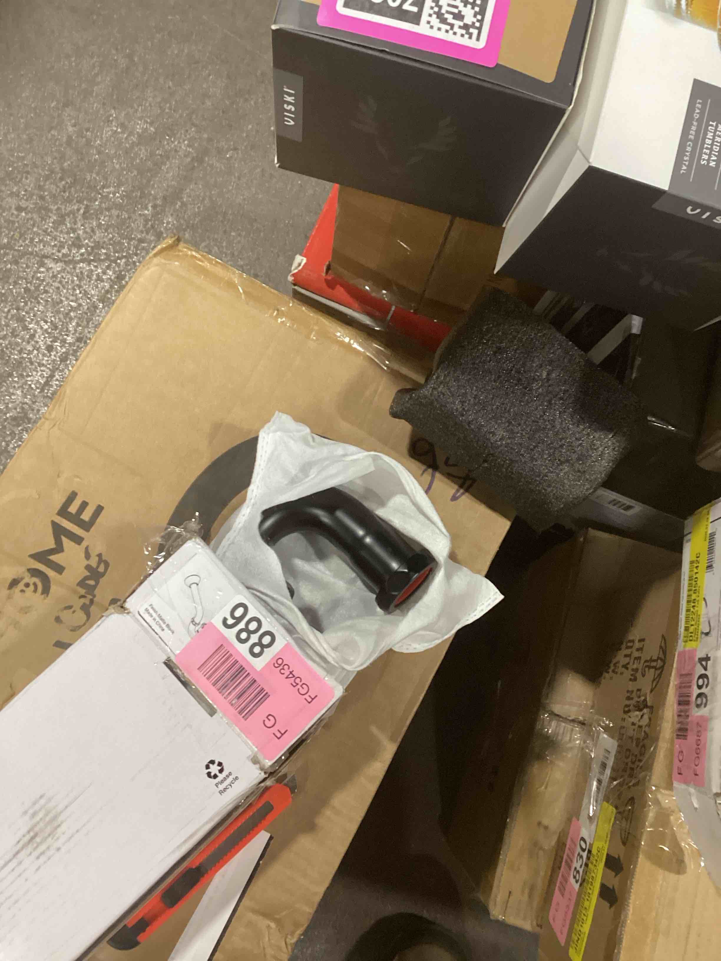 https://s3.amazonaws.com/lotting-images-prod/bidfta/PNK1797066_1741441018662.jpeg