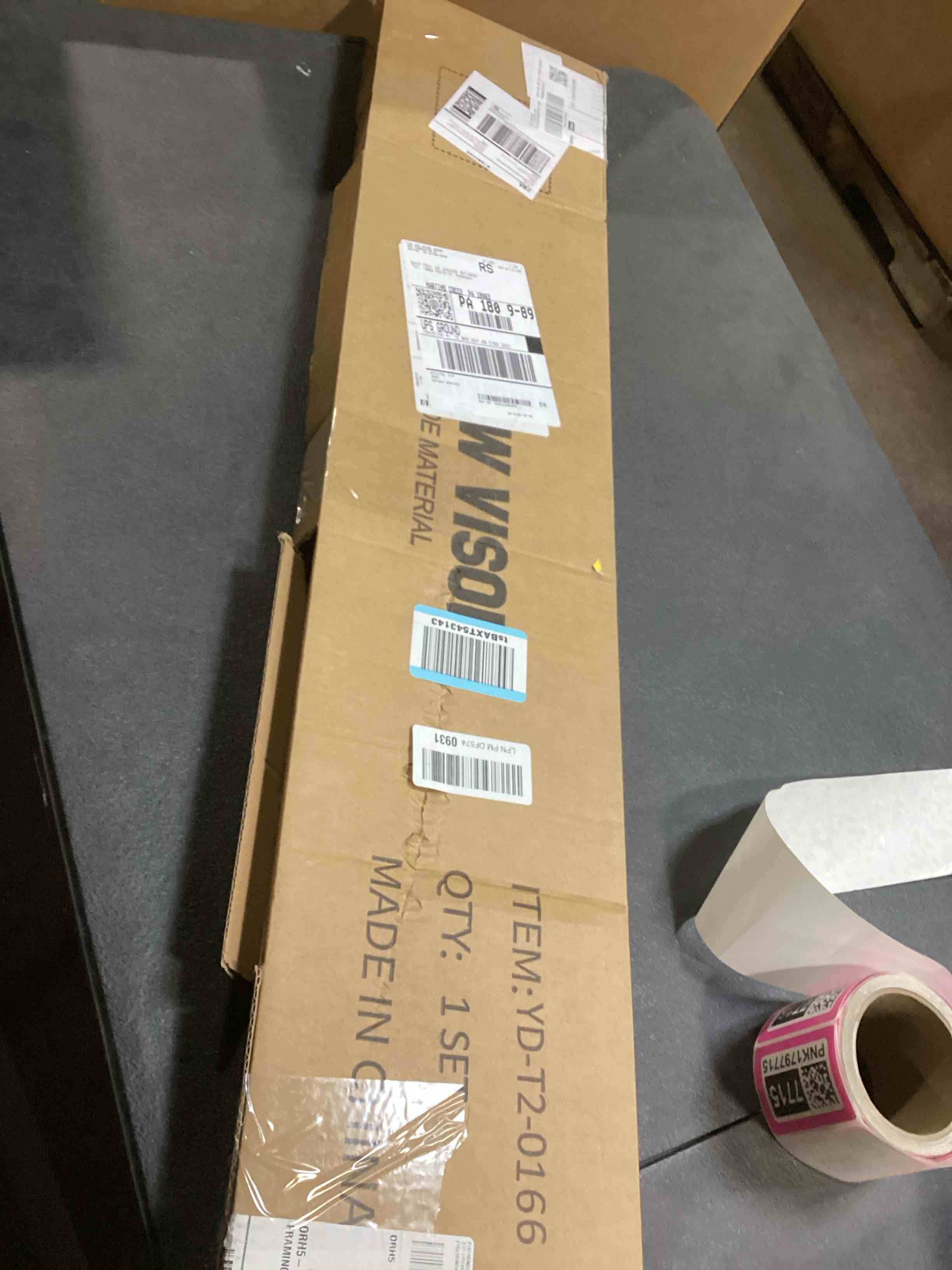 https://s3.amazonaws.com/lotting-images-prod/bidfta/PNK1797715_1742566546778.jpeg