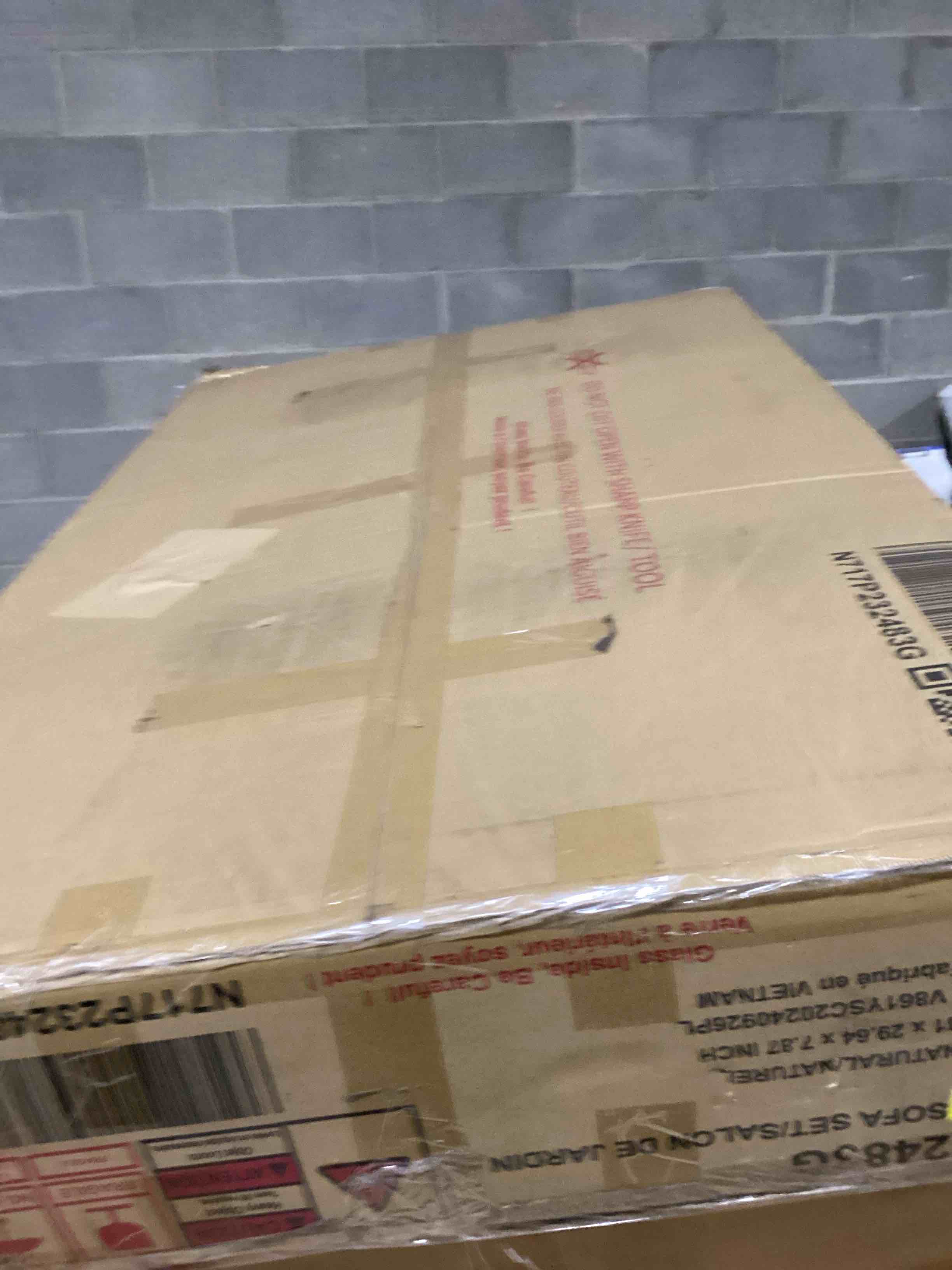 https://s3.amazonaws.com/lotting-images-prod/bidfta/PNK1799111_1754314005178.jpeg