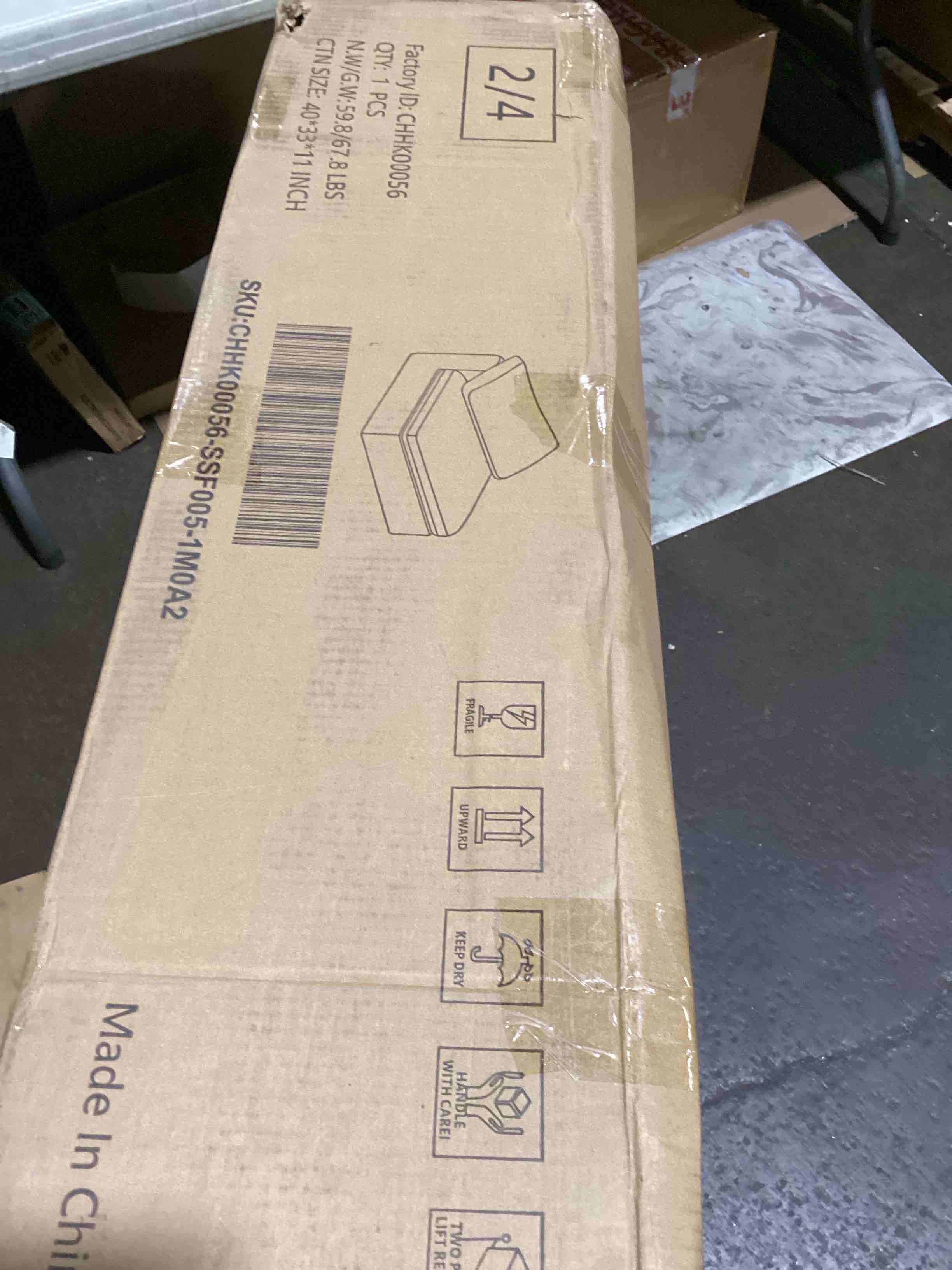 https://s3.amazonaws.com/lotting-images-prod/bidfta/PNK1799114_1754314766595.jpeg