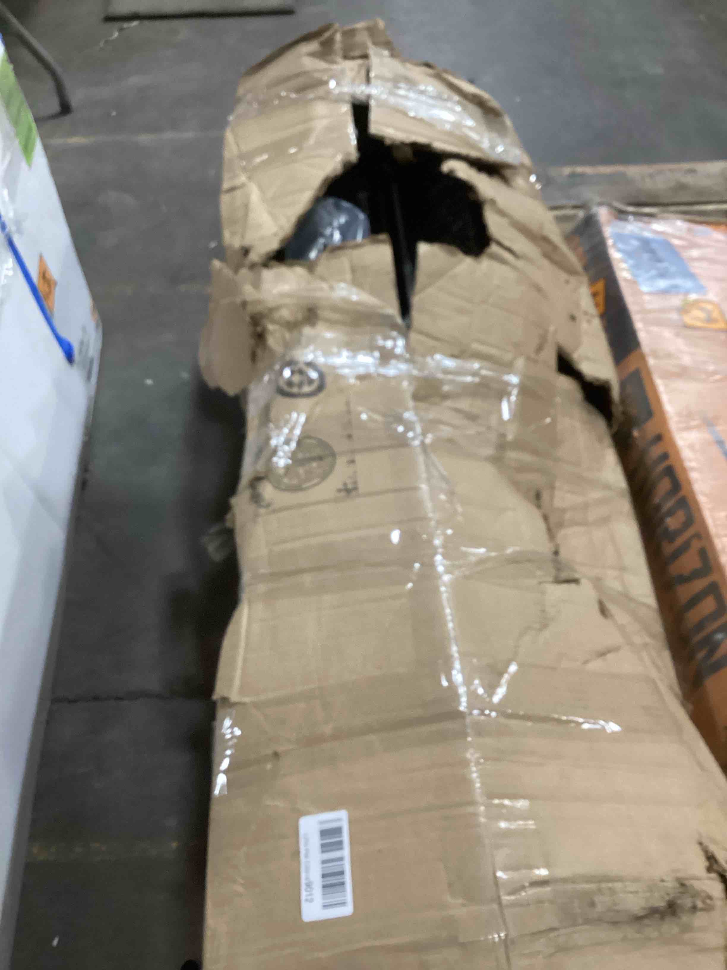 https://s3.amazonaws.com/lotting-images-prod/bidfta/PNK1803005_1740774721235.jpeg