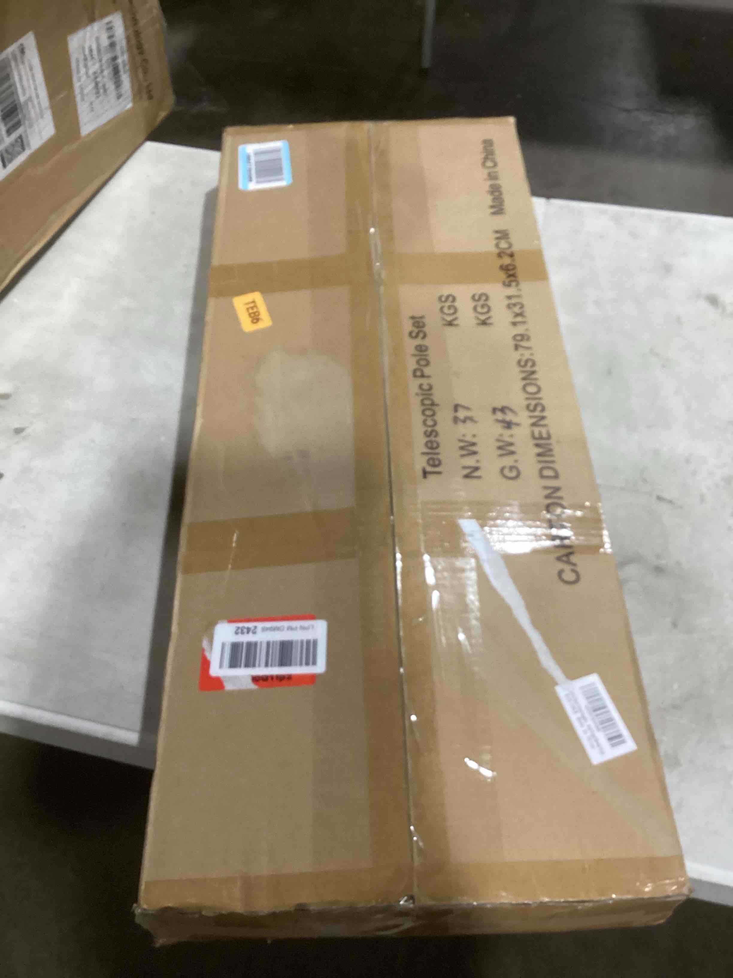 https://s3.amazonaws.com/lotting-images-prod/bidfta/PNK1803257_1741089682383.jpeg