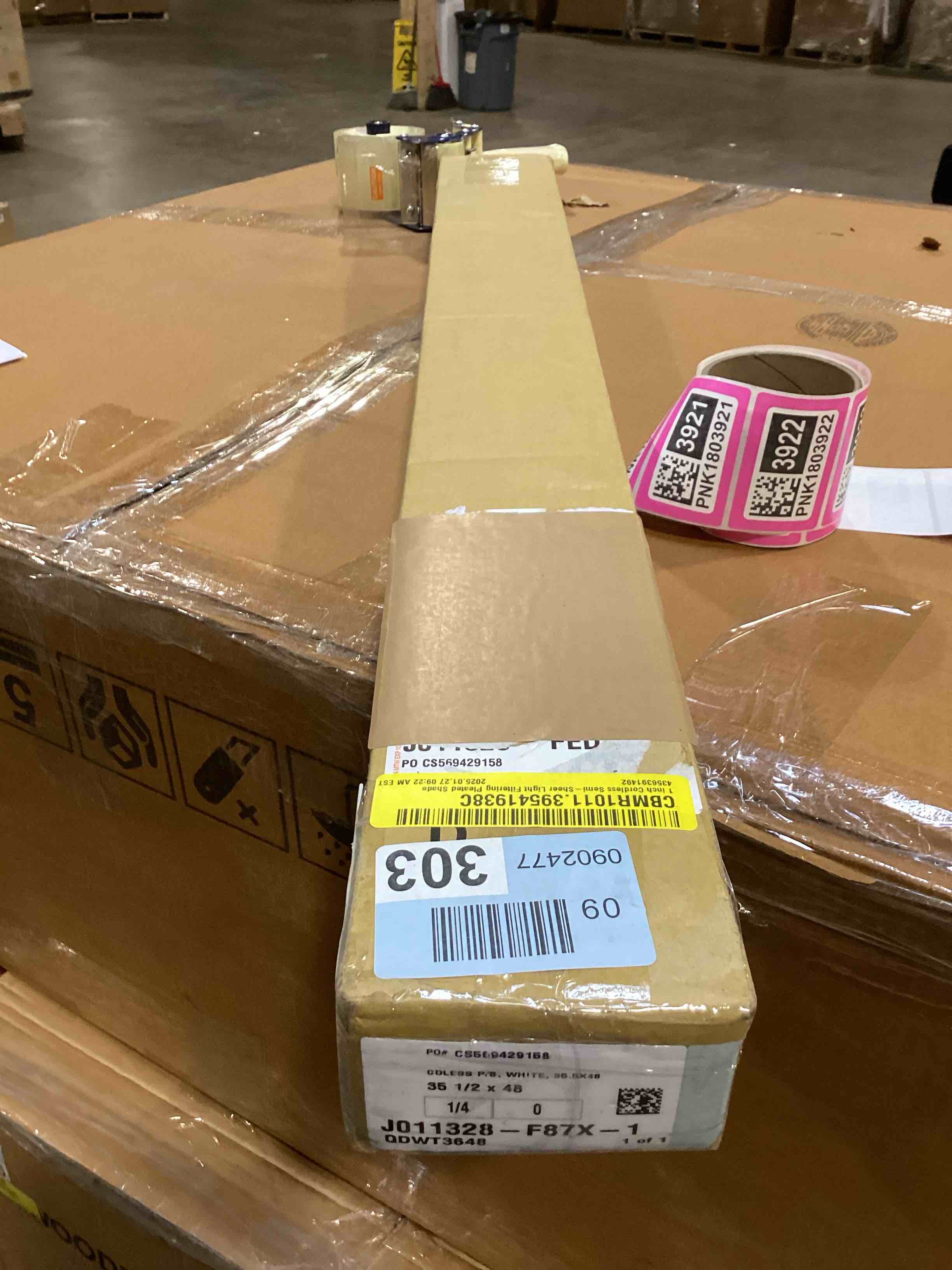 https://s3.amazonaws.com/lotting-images-prod/bidfta/PNK1803910_1741441905682.jpeg
