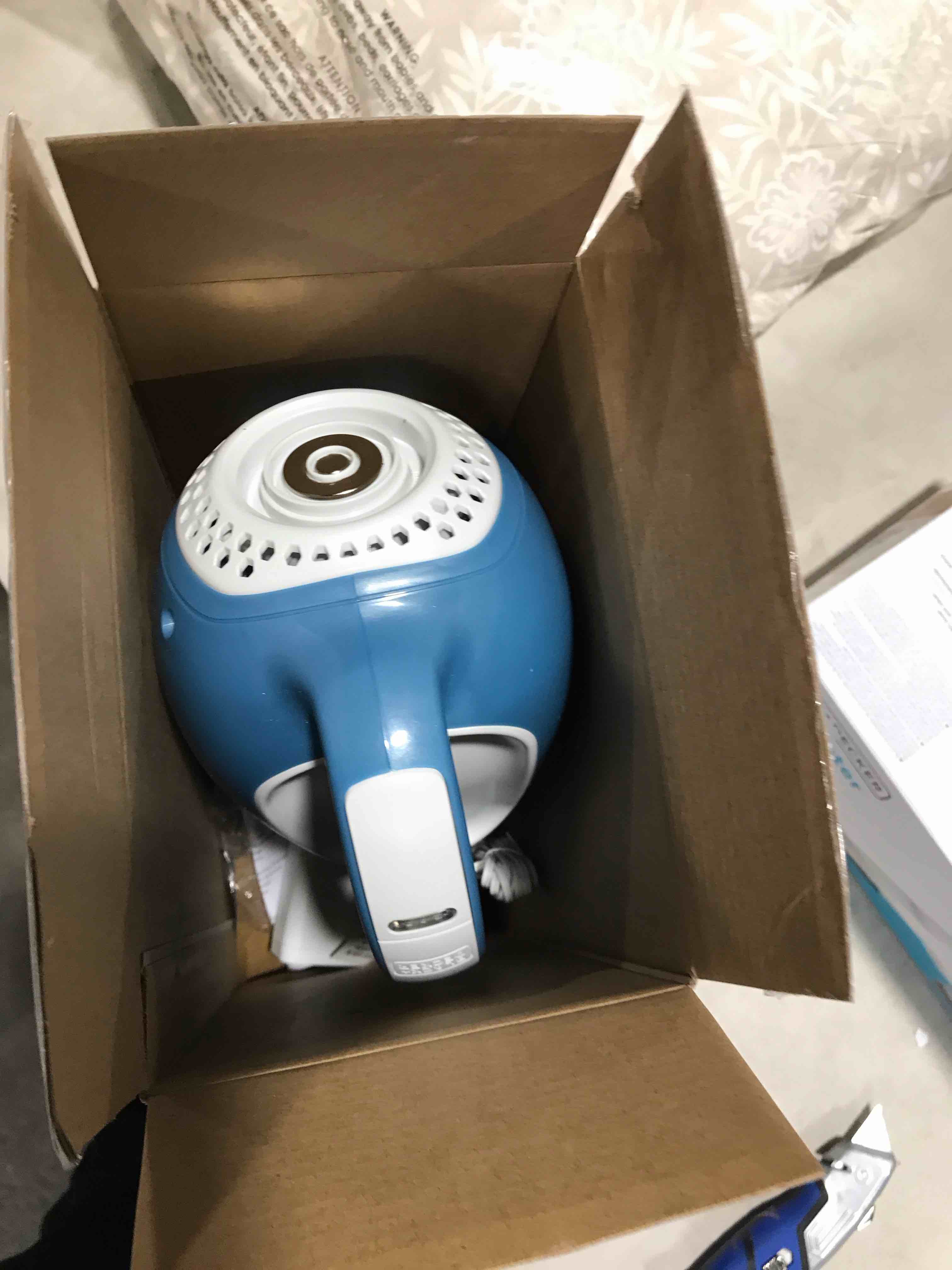 https://s3.amazonaws.com/lotting-images-prod/bidfta/PNK1804287_1740772653113.jpeg