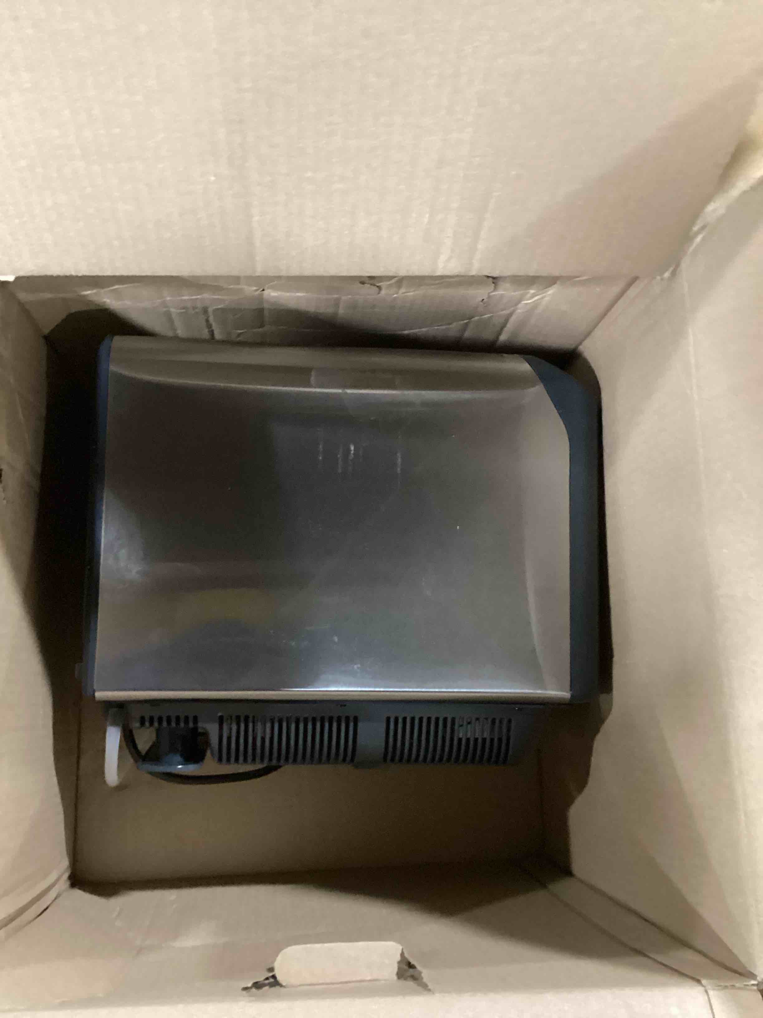 https://s3.amazonaws.com/lotting-images-prod/bidfta/PNK1804406_1741022571241.jpeg